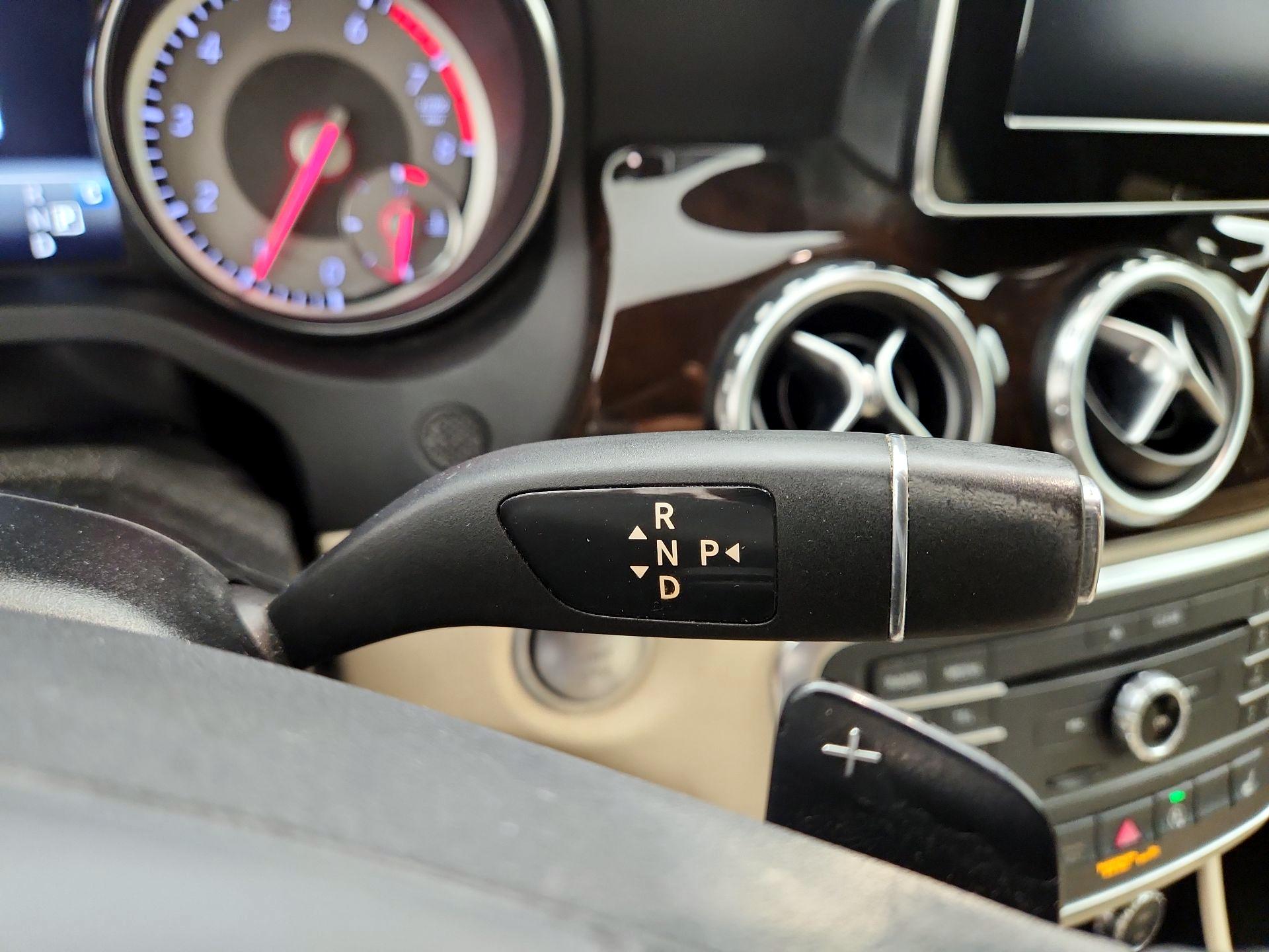 Thumbnail: 2017 Mercedes-Benz GLA - 18