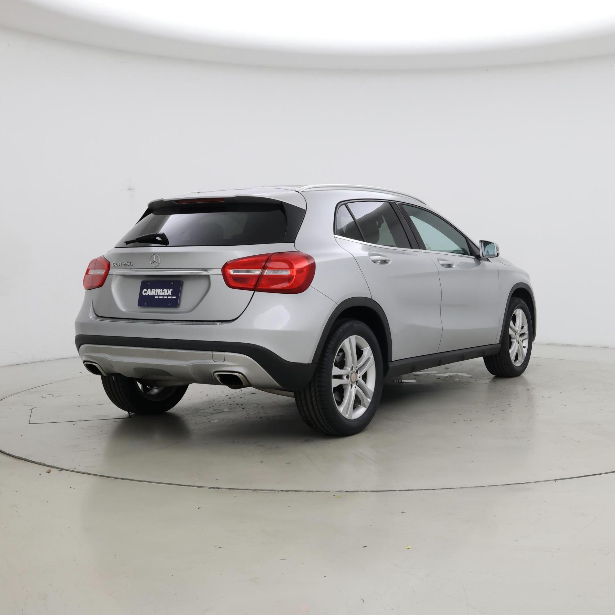 Thumbnail: 2017 Mercedes-Benz GLA - 8