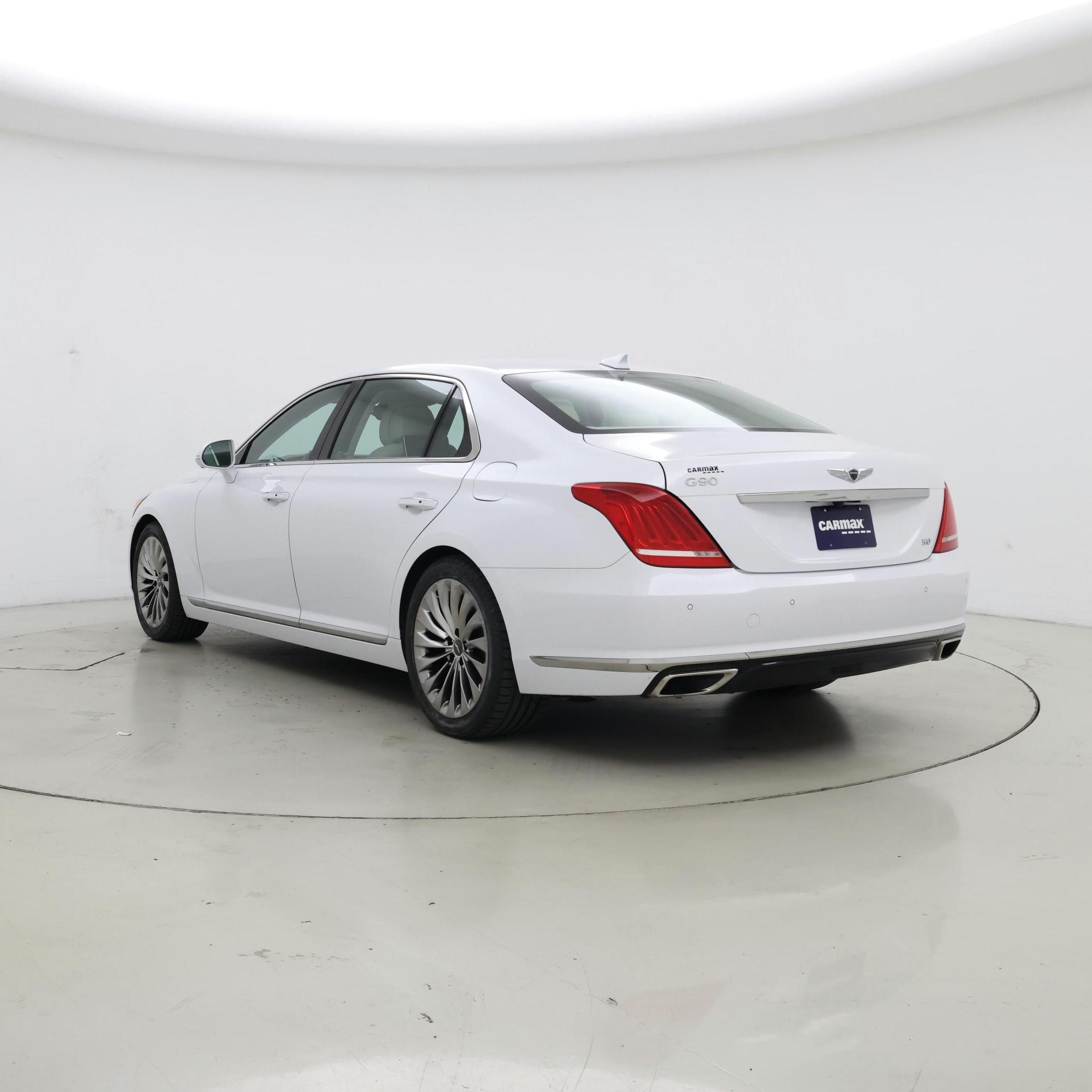 Thumbnail: 2019 Genesis G90 - 2