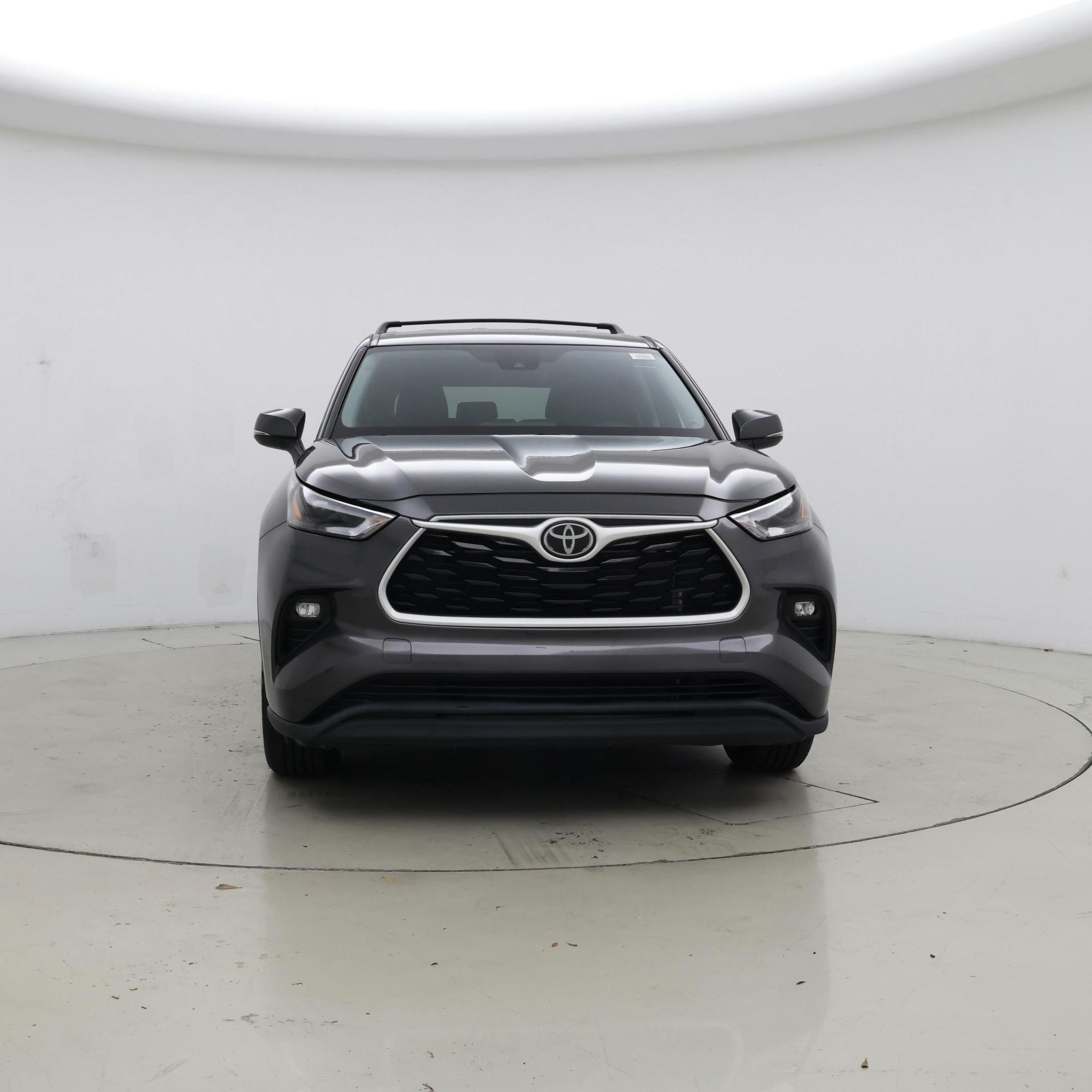 Thumbnail: 2022 Toyota Highlander - 5