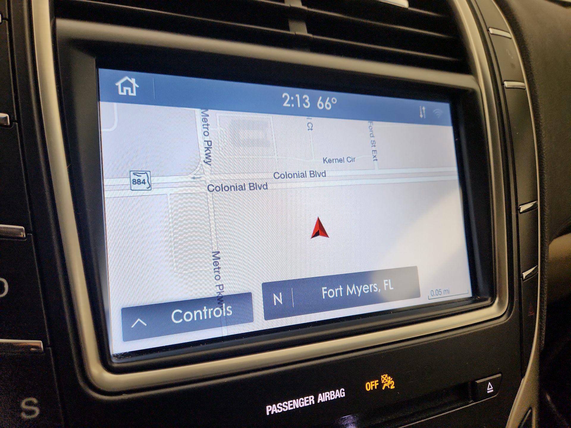 Thumbnail: 2020 Lincoln Nautilus - 14