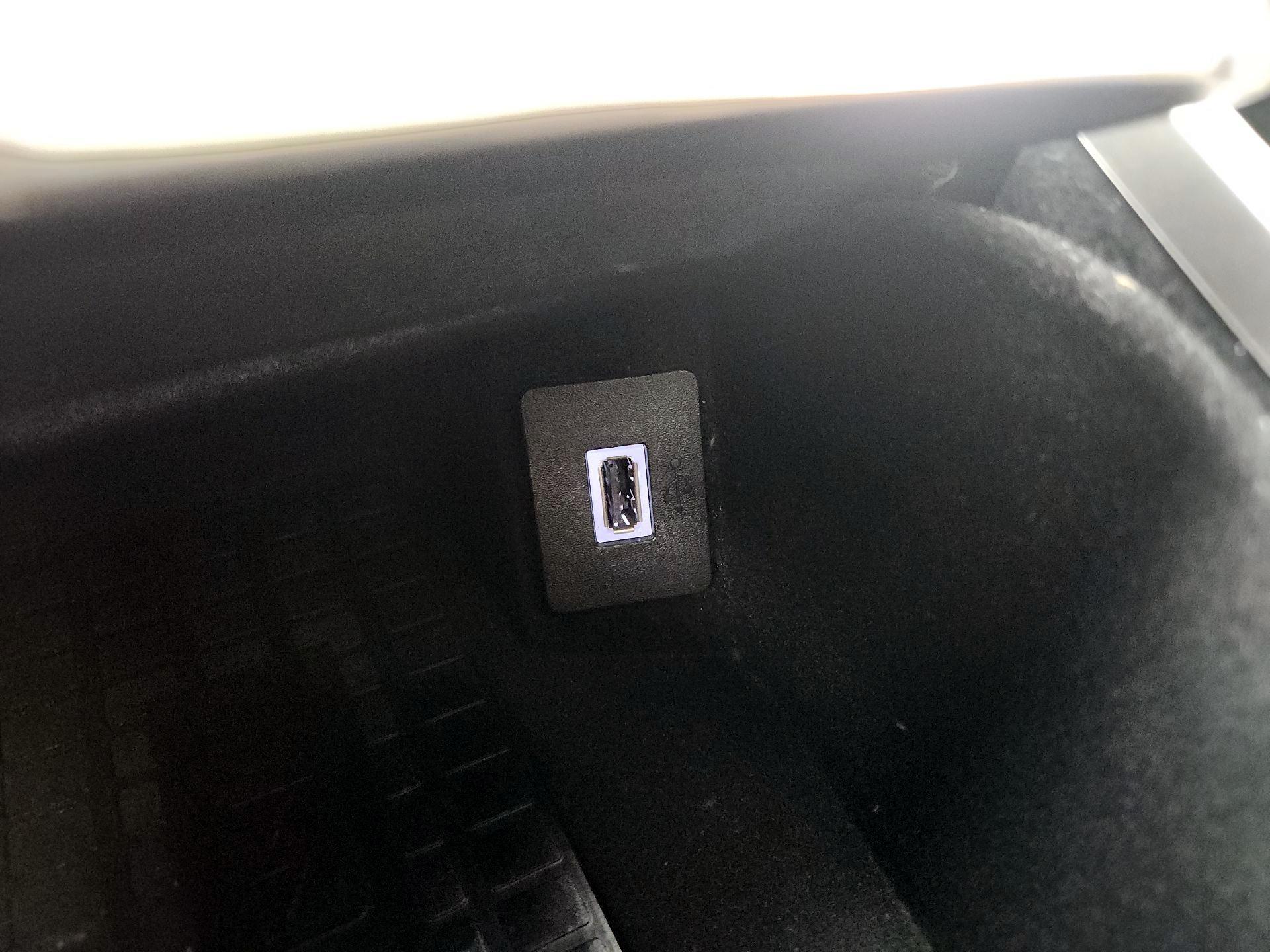 Thumbnail: 2020 Lincoln Nautilus - 19