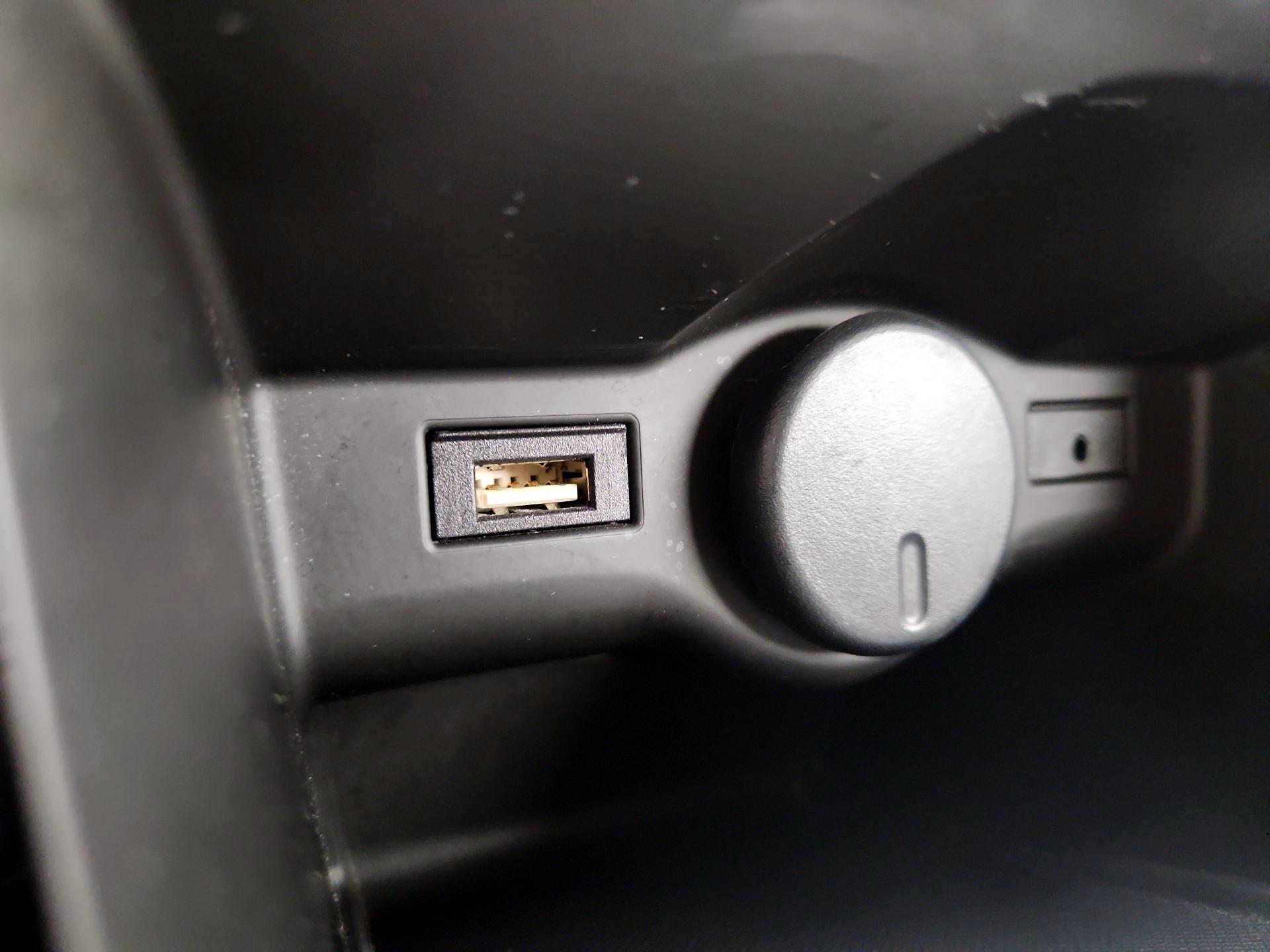 Thumbnail: 2016 Buick Cascada - 18