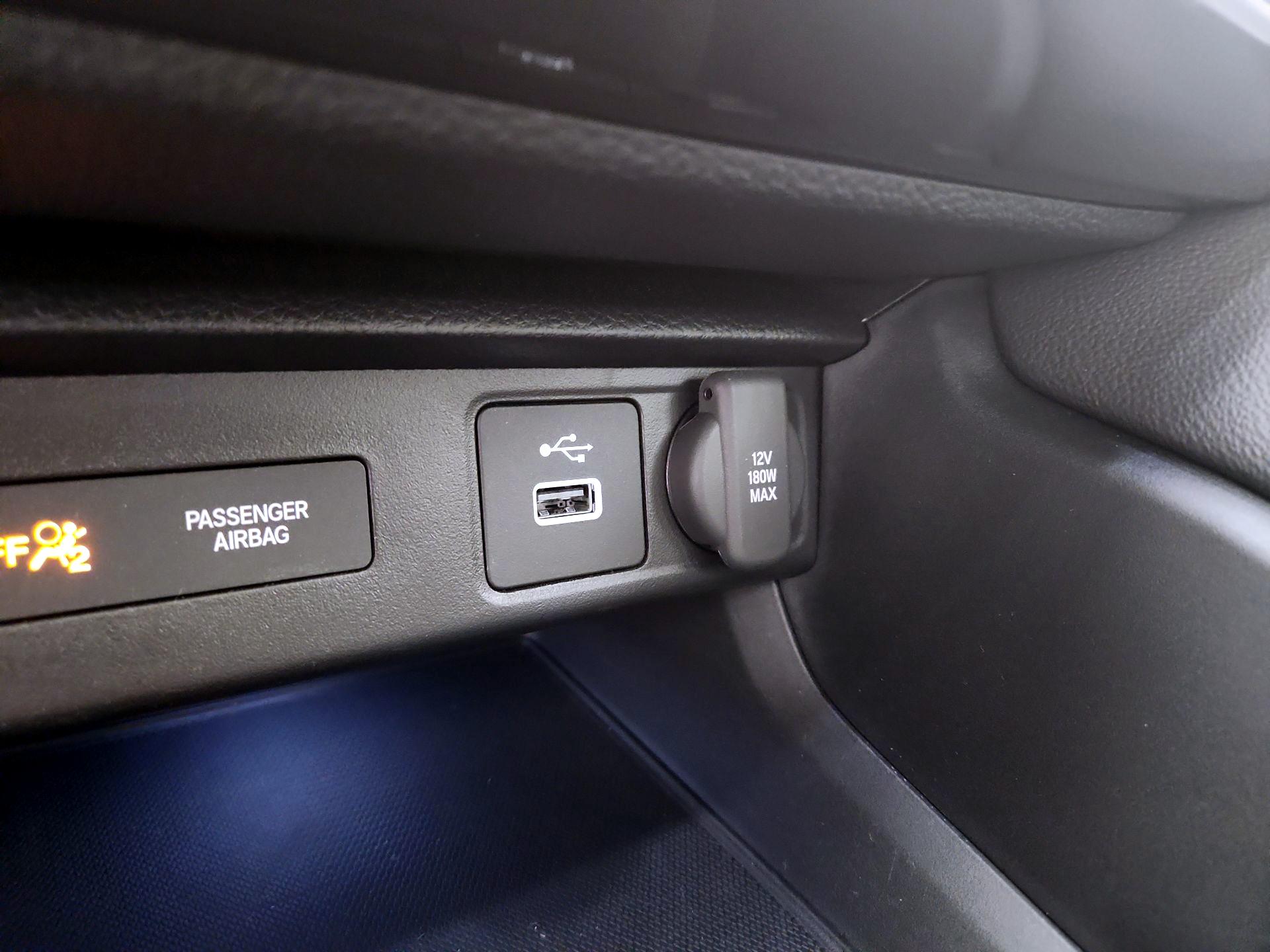 Thumbnail: 2023 Acura Integra - 18