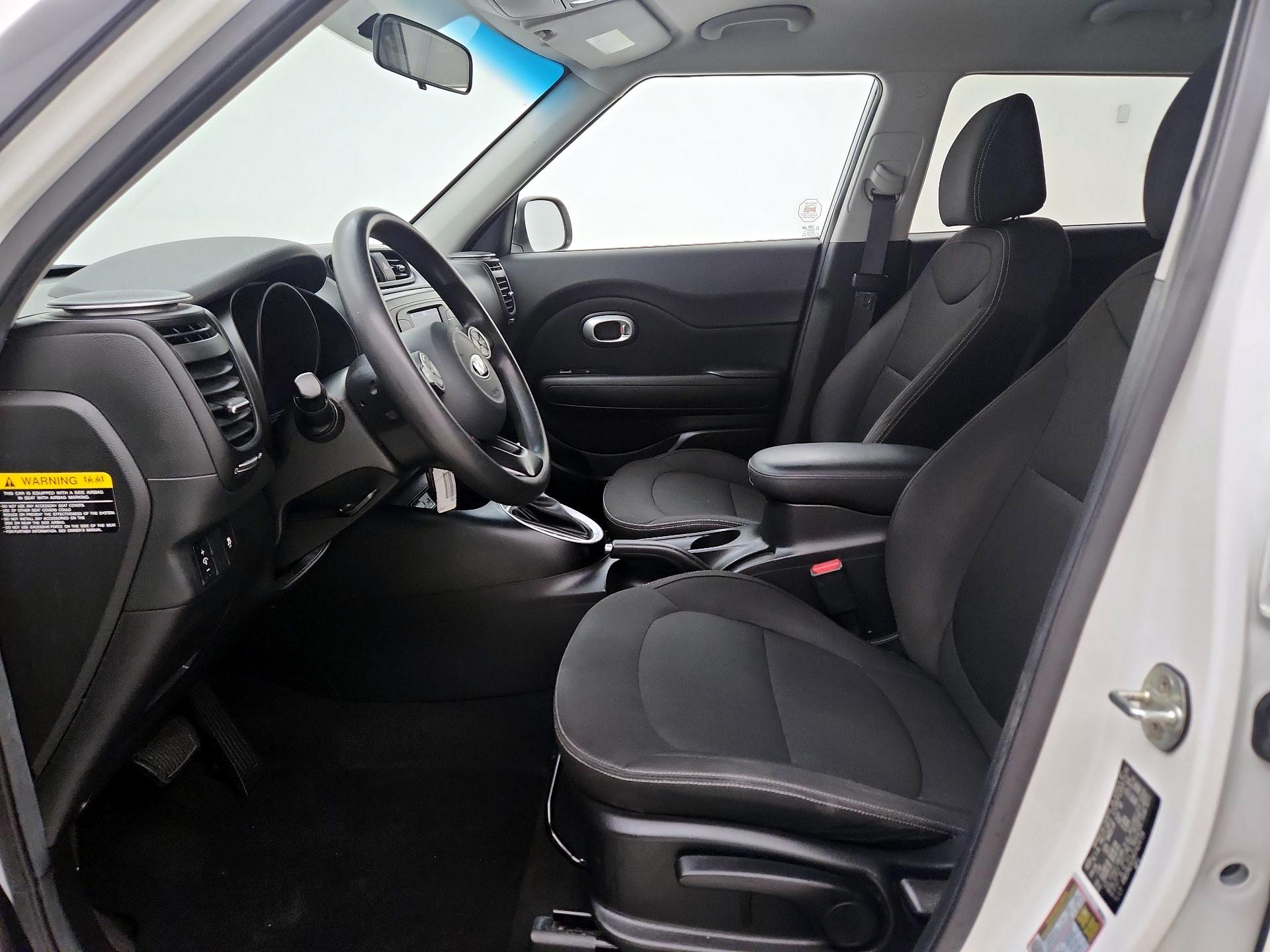 Thumbnail: 2017 Kia Soul - 11