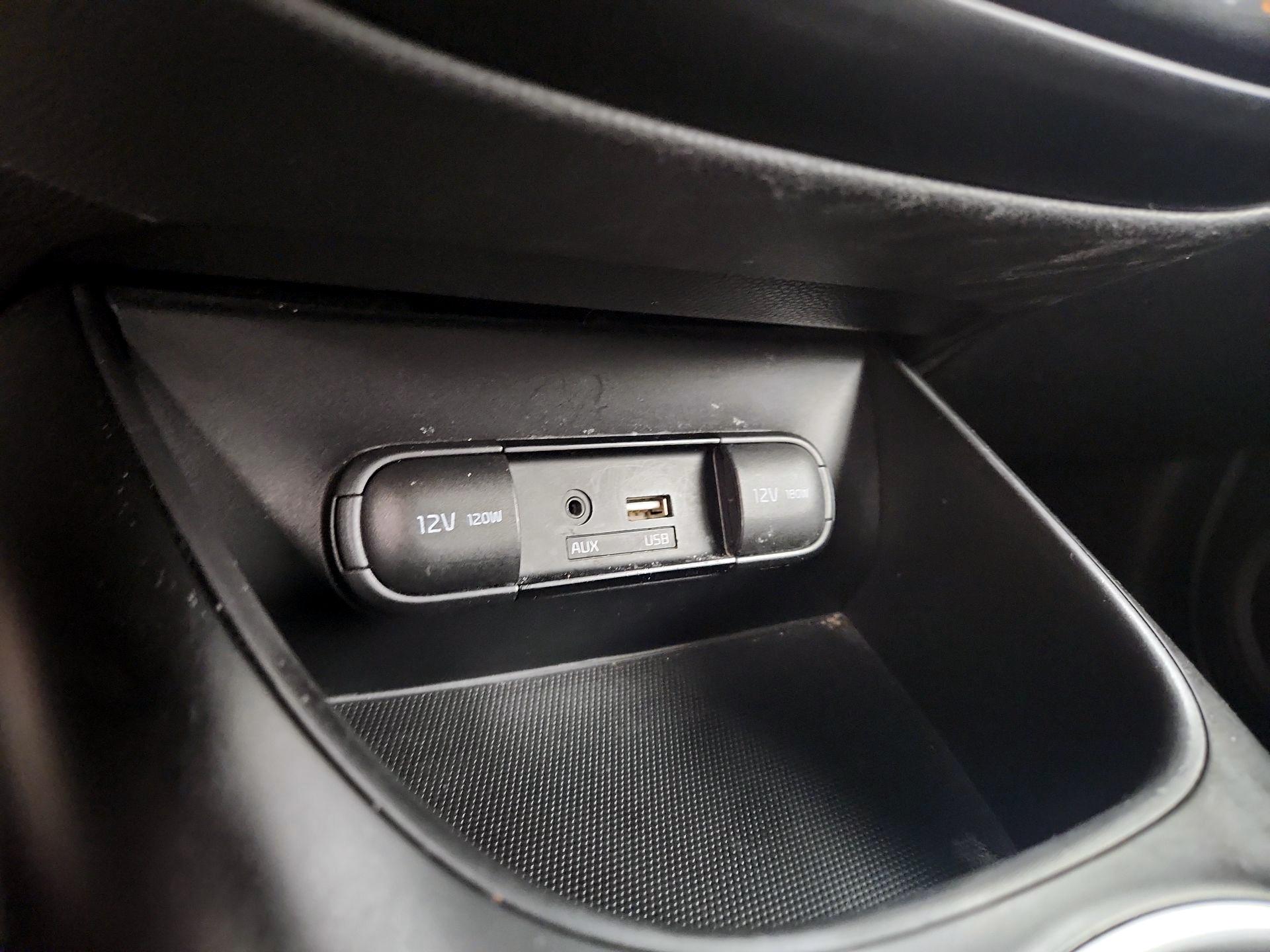 Thumbnail: 2017 Kia Soul - 17