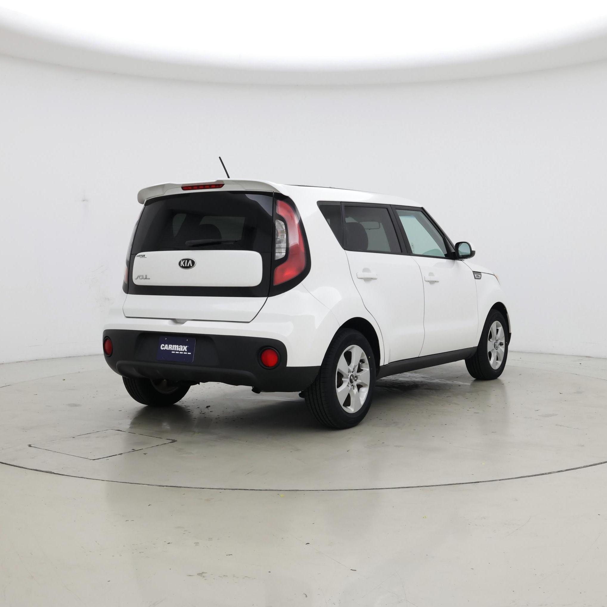 Thumbnail: 2017 Kia Soul - 8