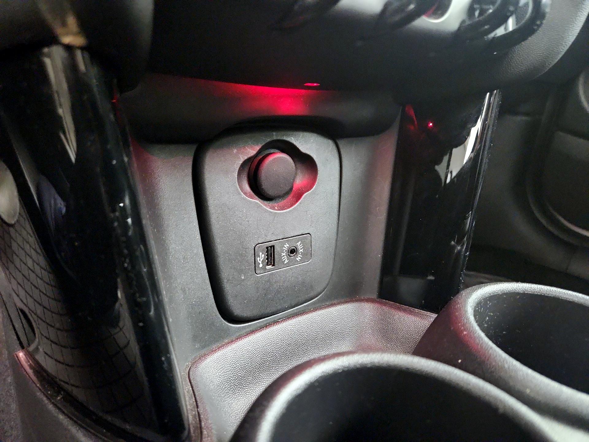 Thumbnail: 2017 MINI Cooper - 17