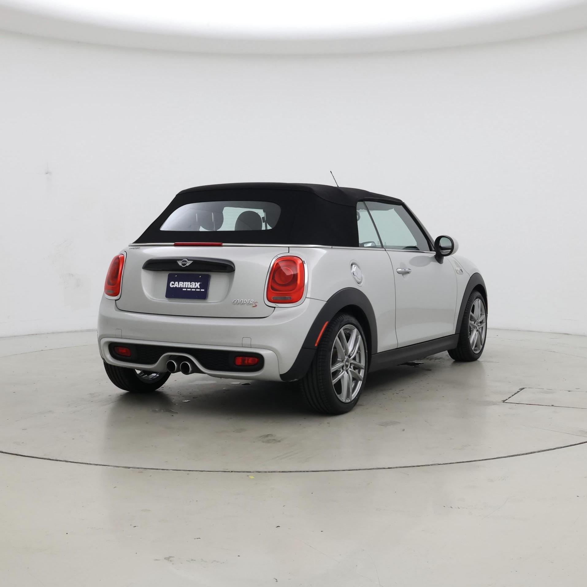 Thumbnail: 2017 MINI Cooper - 8