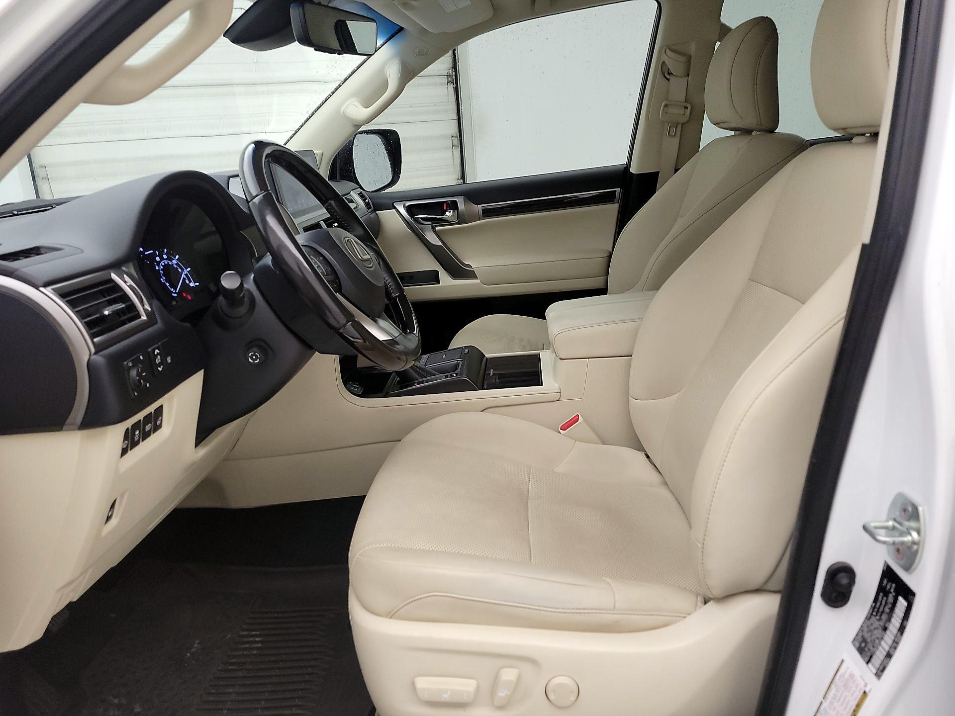 Thumbnail: 2023 Lexus GX - 11