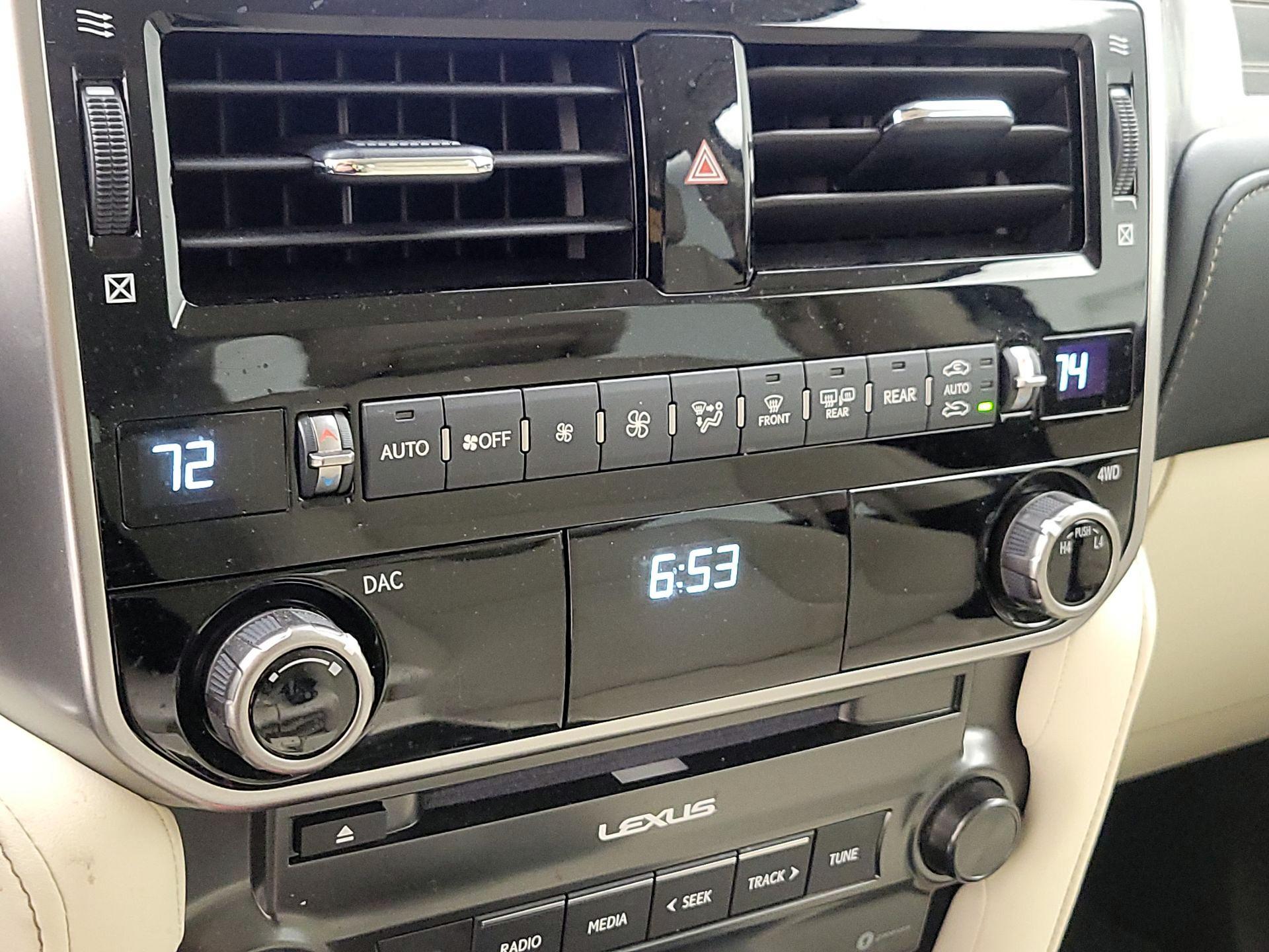 Thumbnail: 2023 Lexus GX - 17