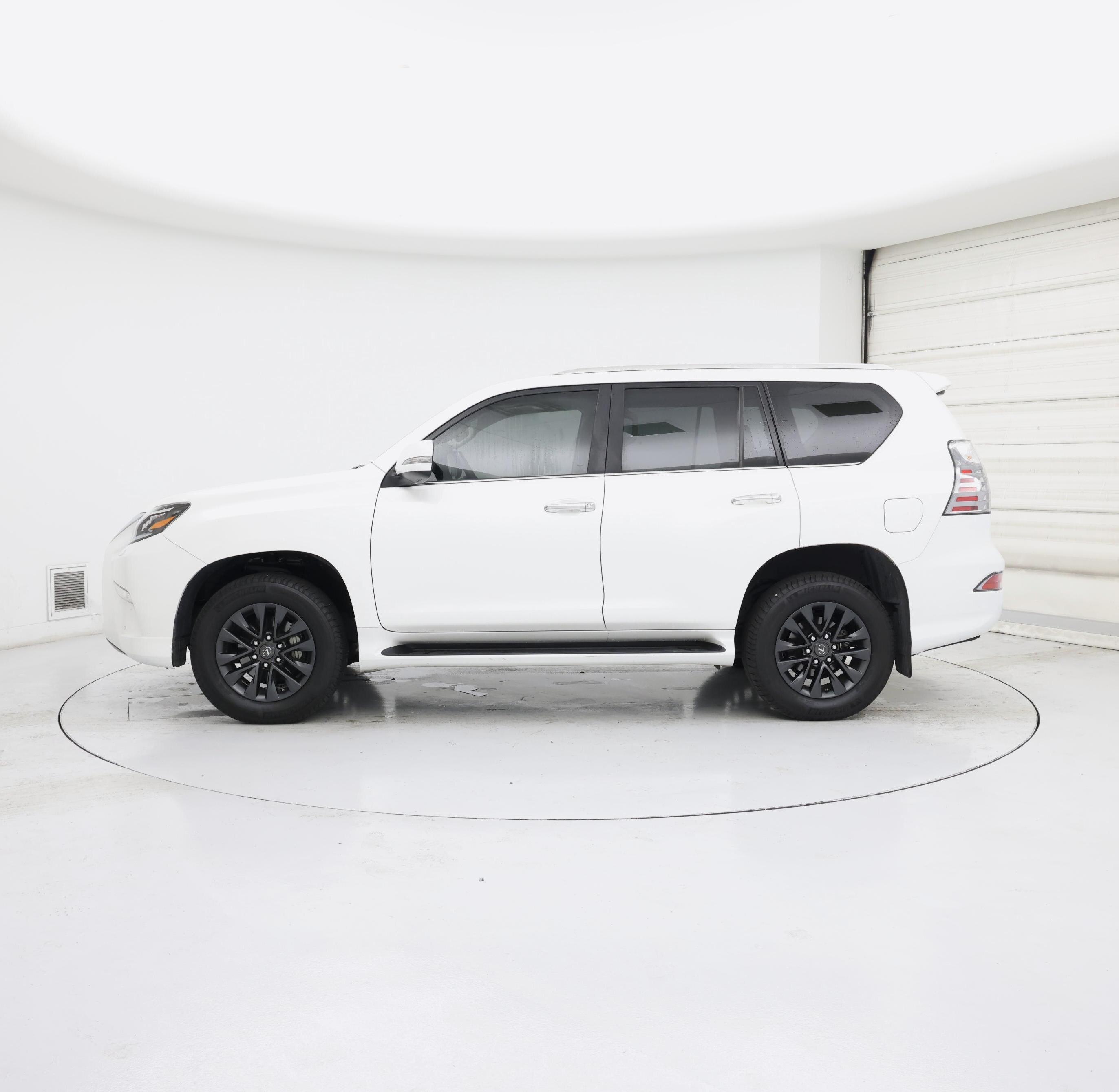 Thumbnail: 2023 Lexus GX - 3