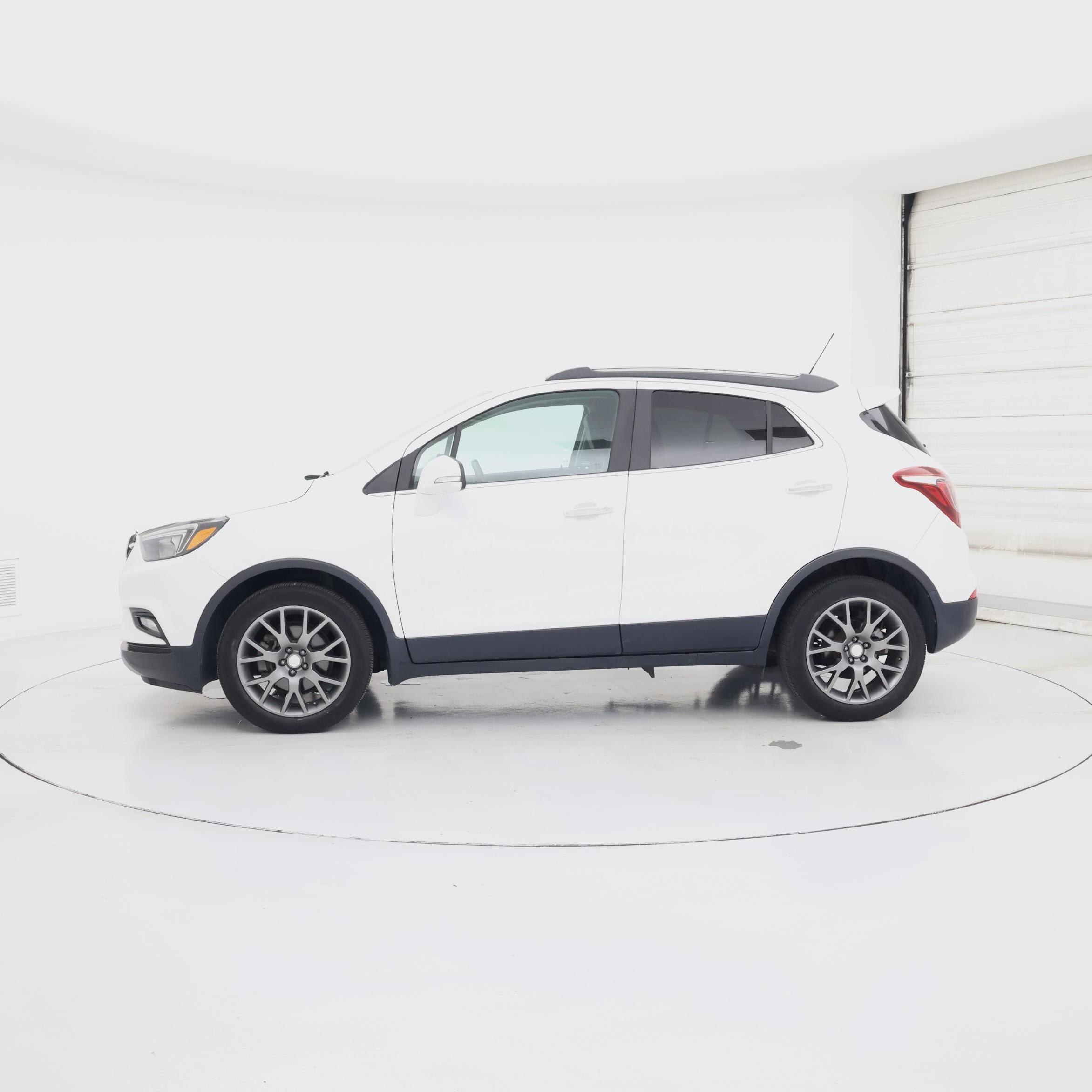 Thumbnail: 2019 Buick Encore - 3