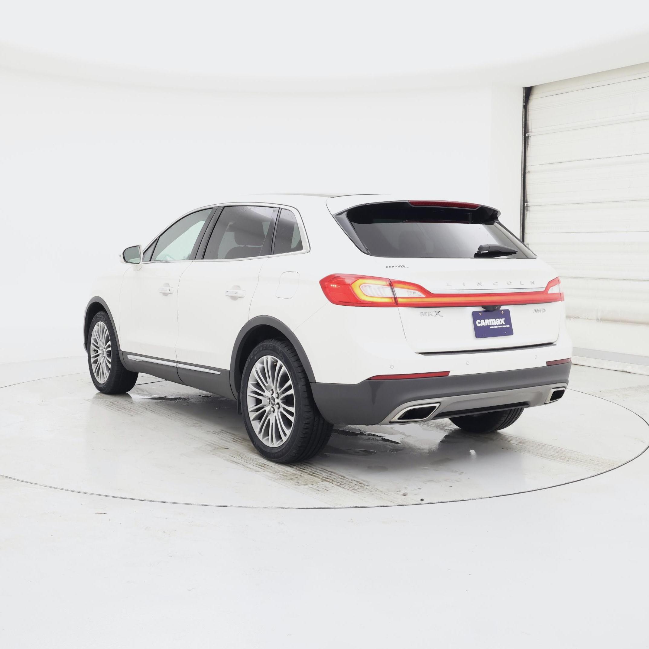 Thumbnail: 2018 Lincoln MKX - 2