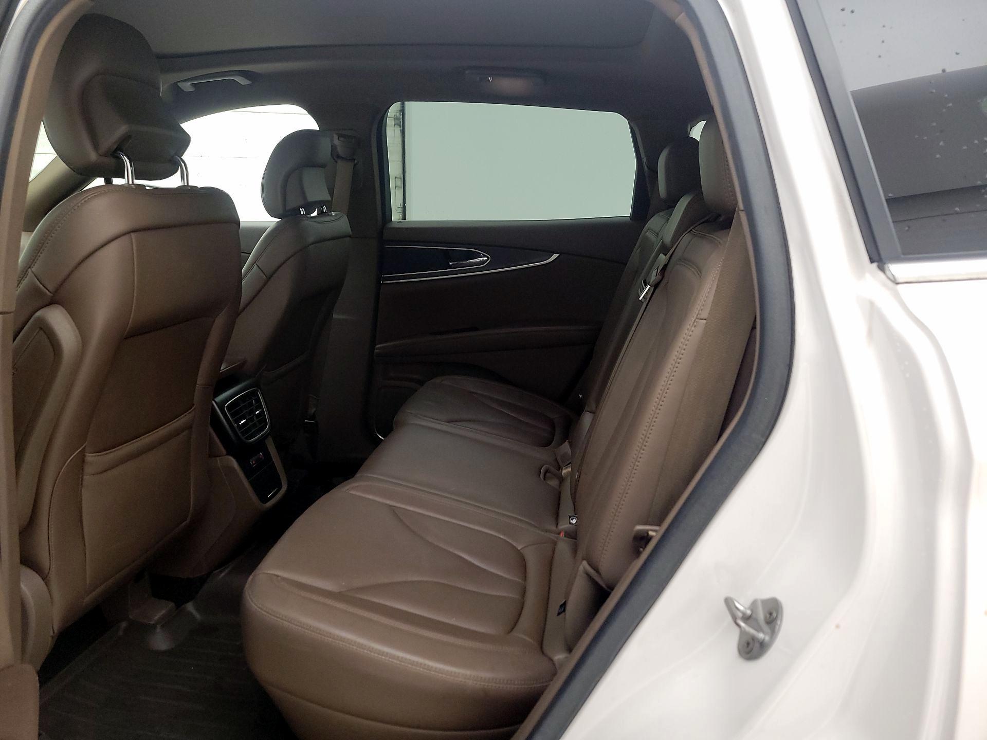 Thumbnail: 2018 Lincoln MKX - 20