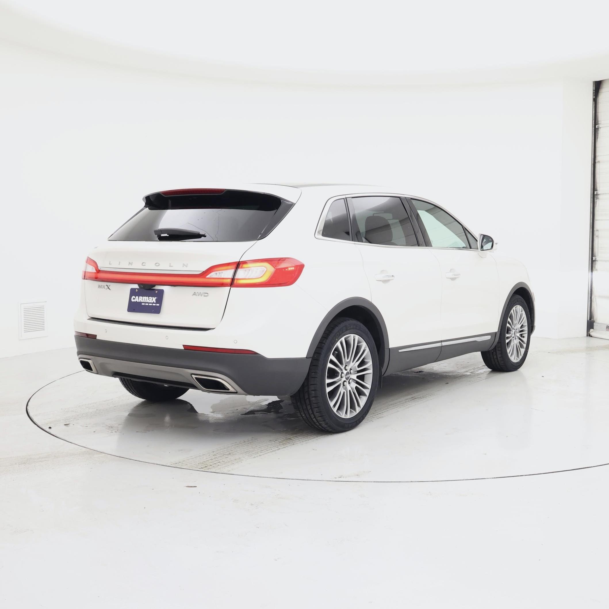Thumbnail: 2018 Lincoln MKX - 8