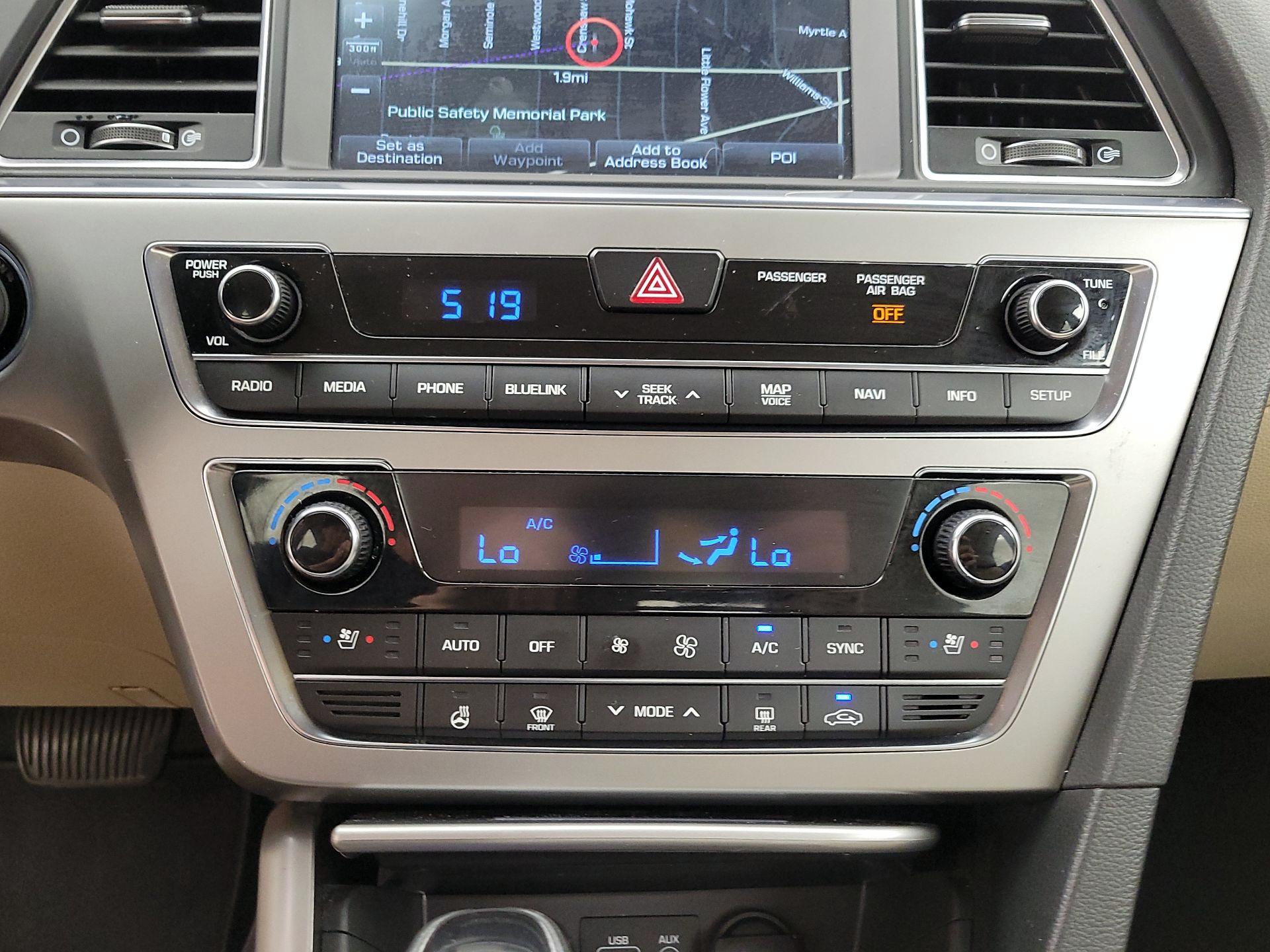 Thumbnail: 2015 Hyundai Sonata - 17