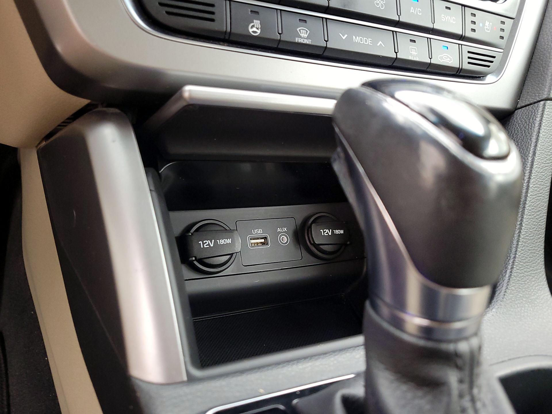 Thumbnail: 2015 Hyundai Sonata - 19