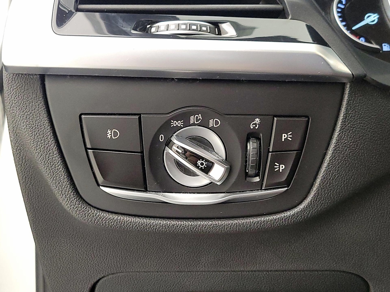 2019 BMW X3 30i - Photo 14