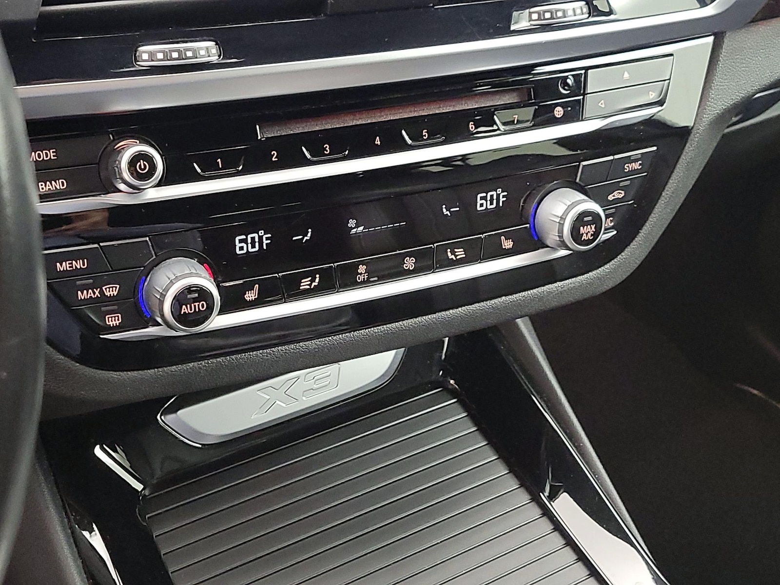2019 BMW X3 30i - Photo 17