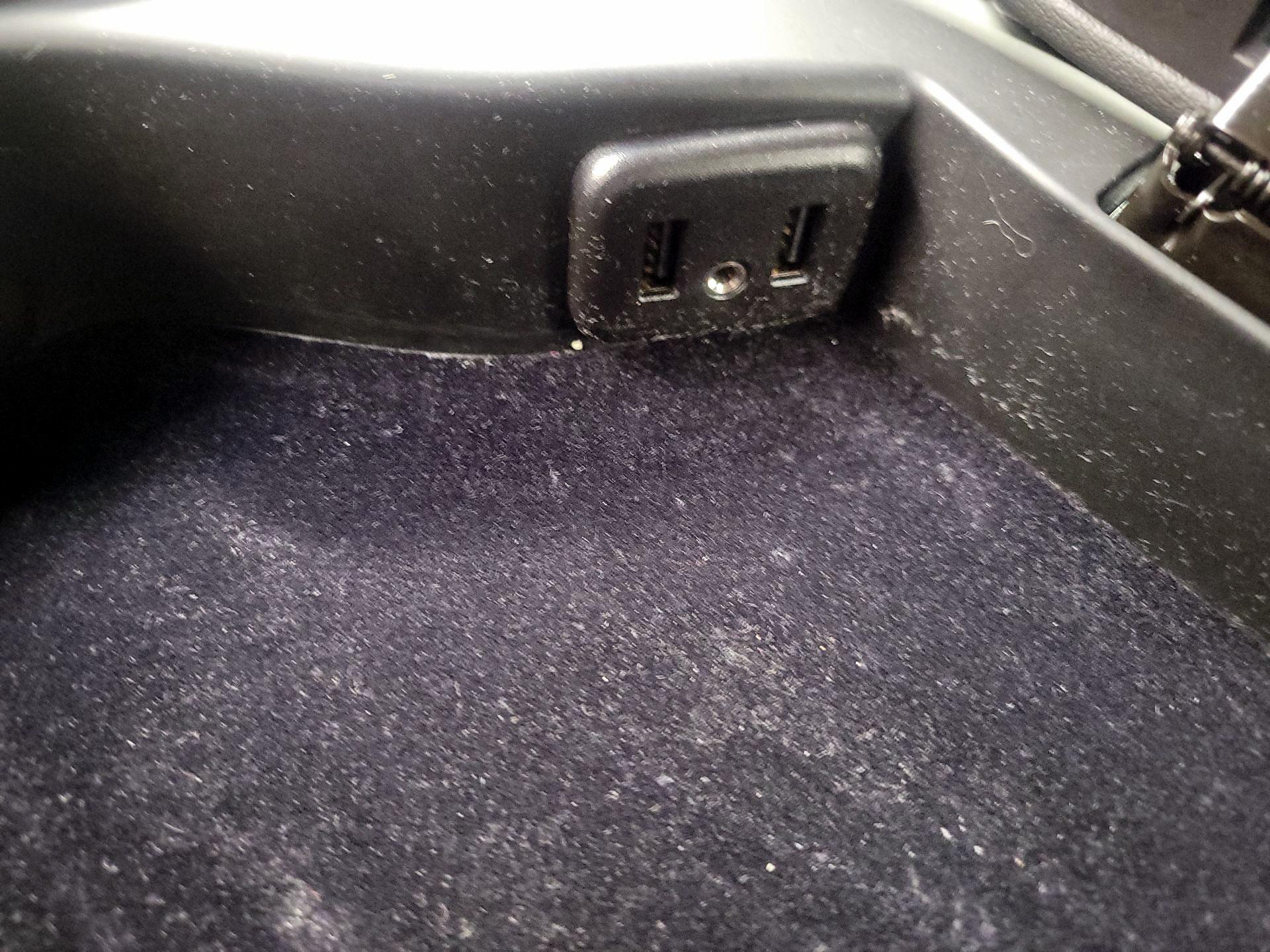 Thumbnail: 2017 Chevrolet Corvette - 19