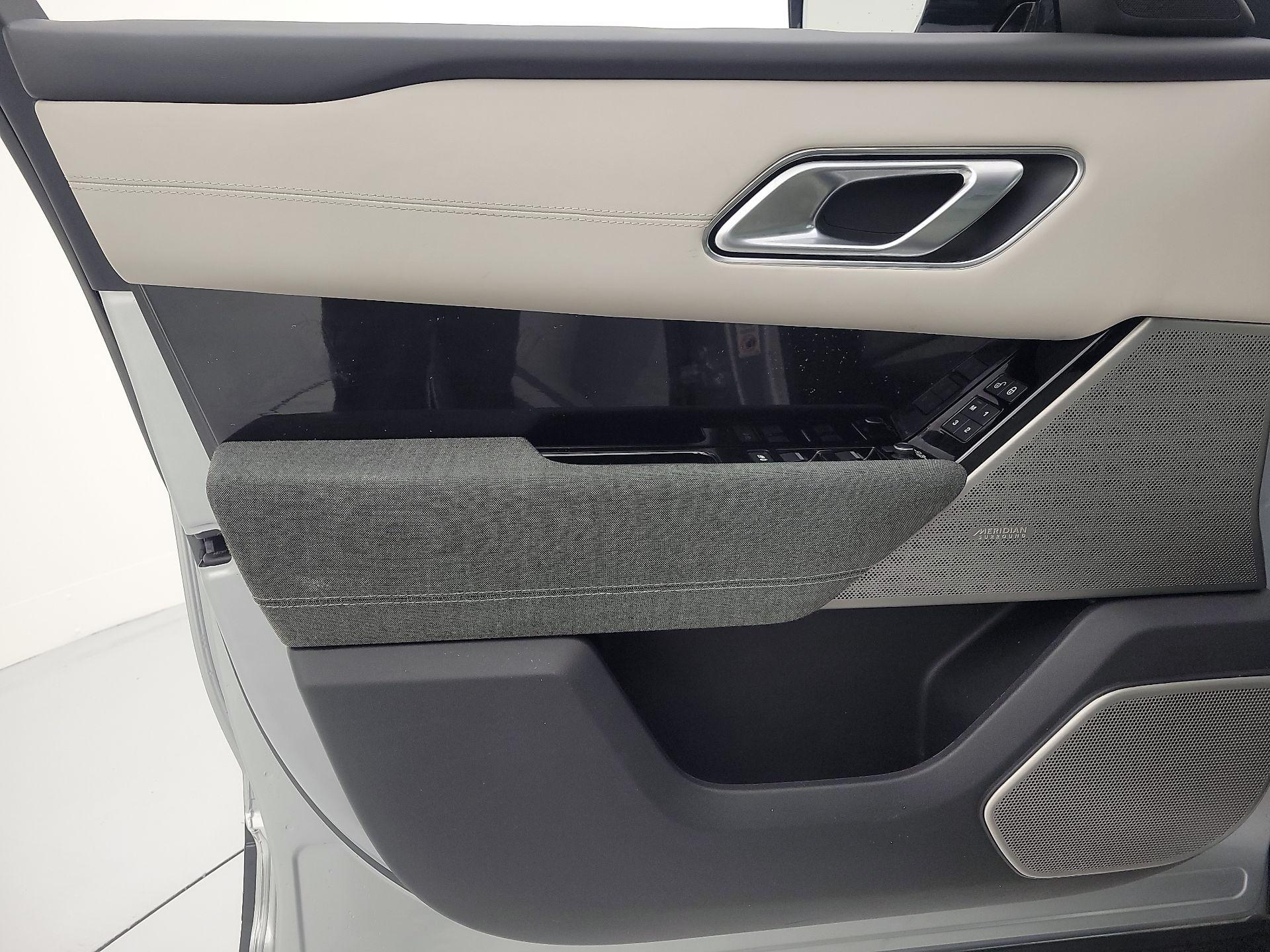 Thumbnail: 2019 Land Rover Range Rover Velar - 12