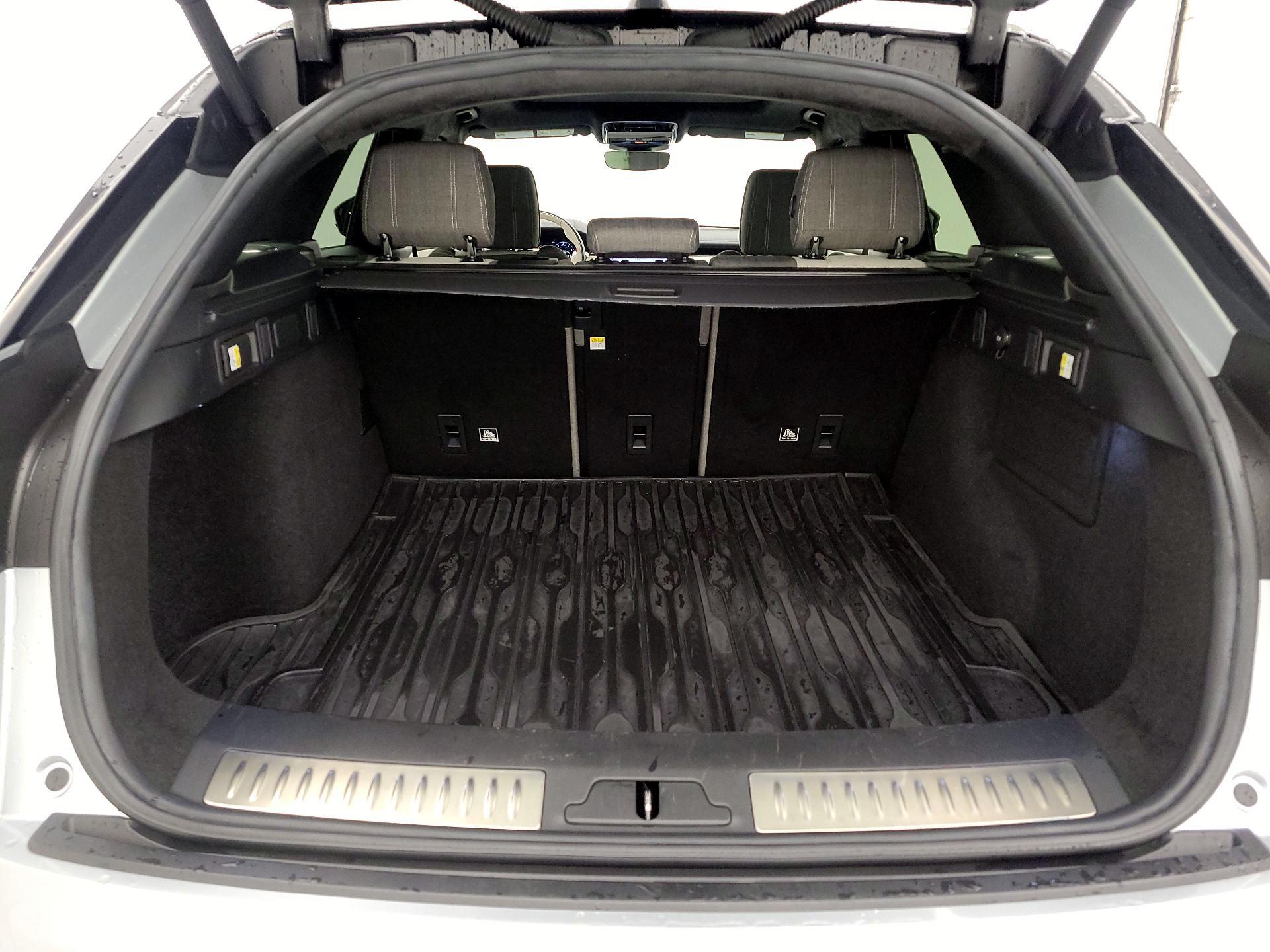 Thumbnail: 2019 Land Rover Range Rover Velar - 20