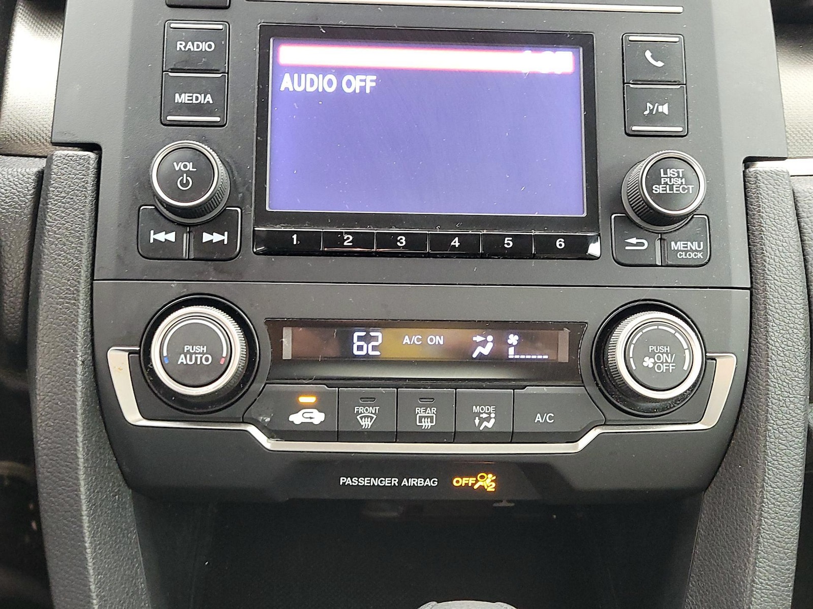 2019 Honda Civic LX - Photo 17