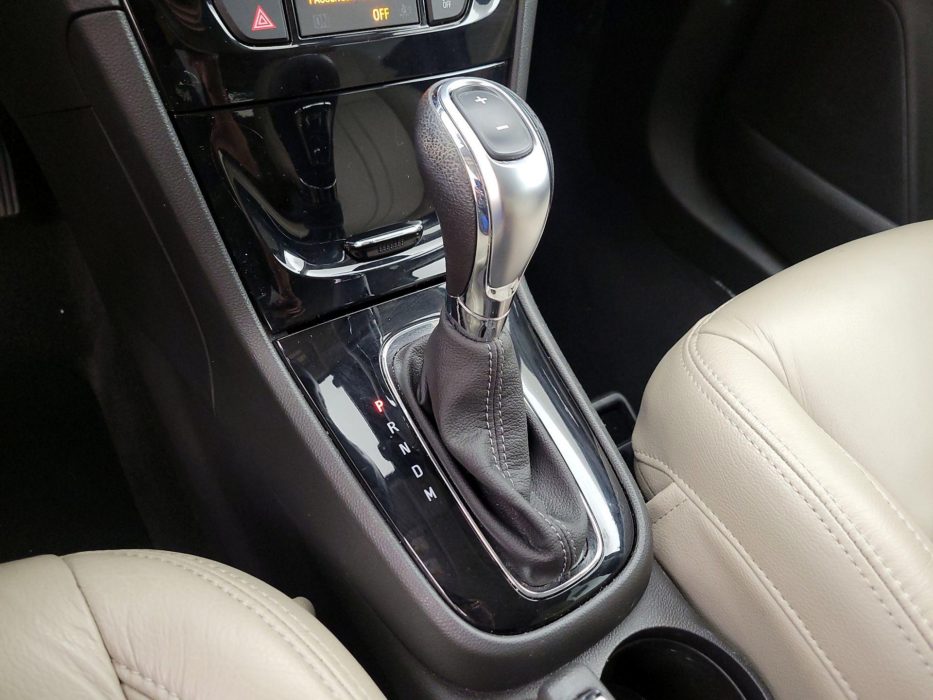 Thumbnail: 2018 Buick Encore - 17