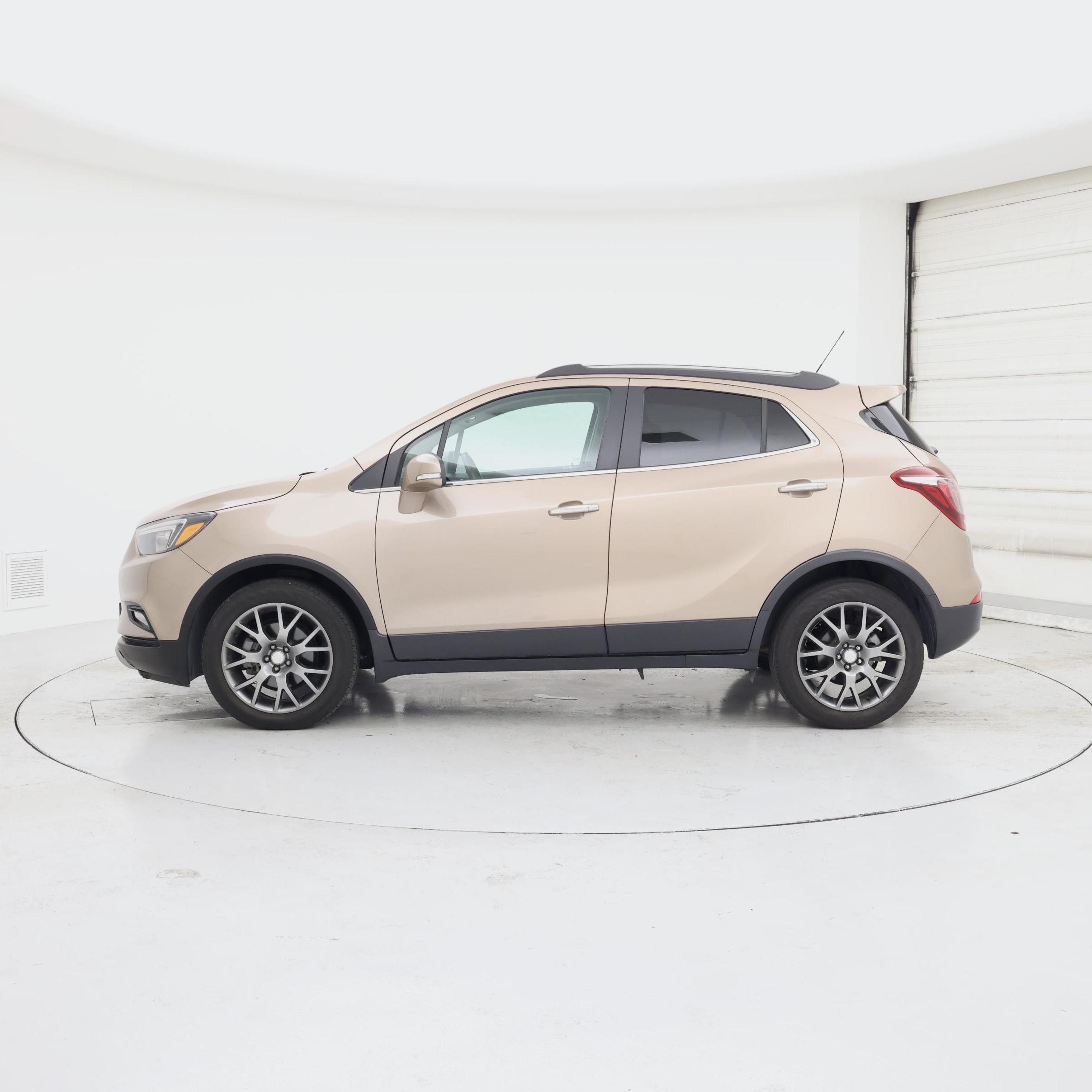 Thumbnail: 2018 Buick Encore - 3