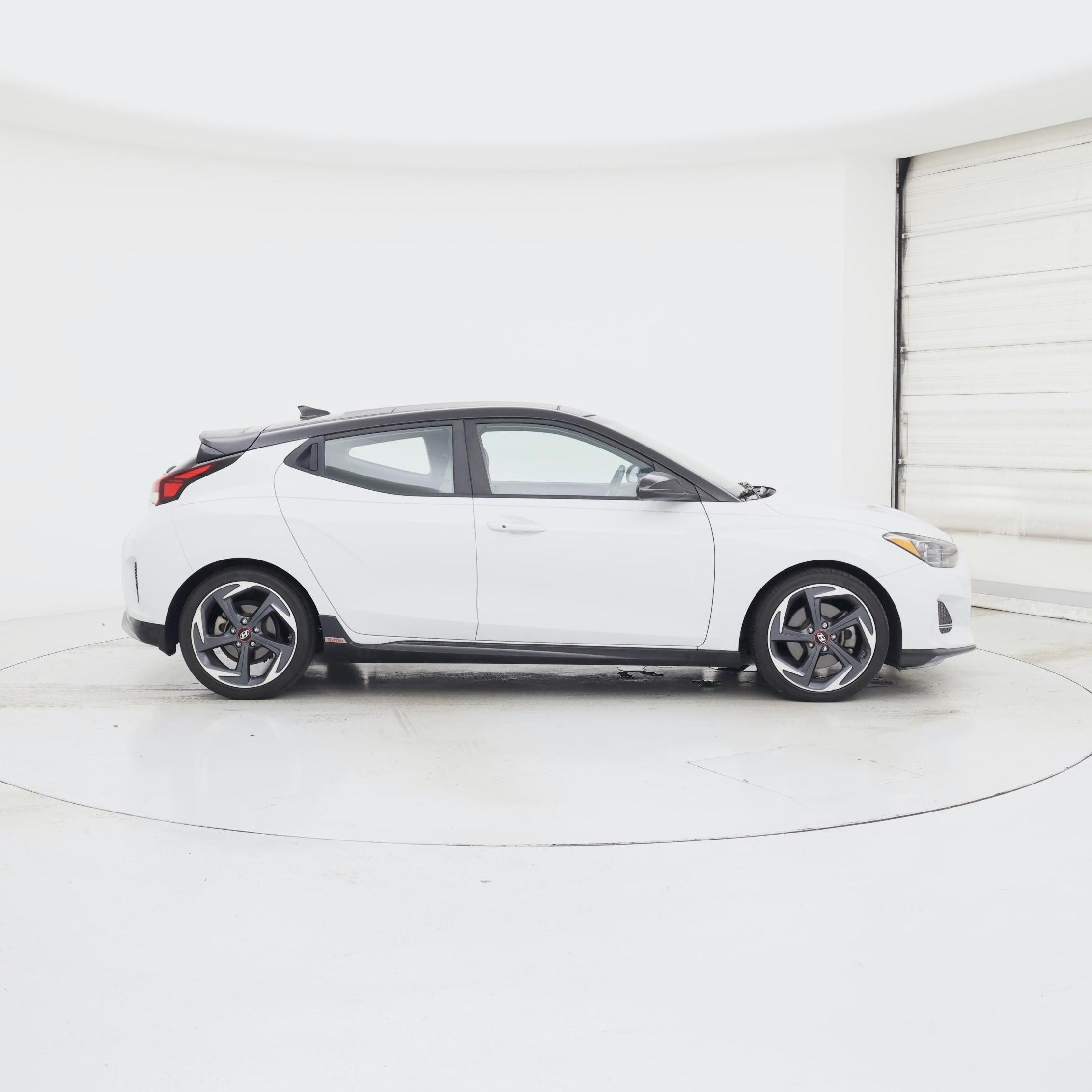 Thumbnail: 2020 Hyundai Veloster - 7