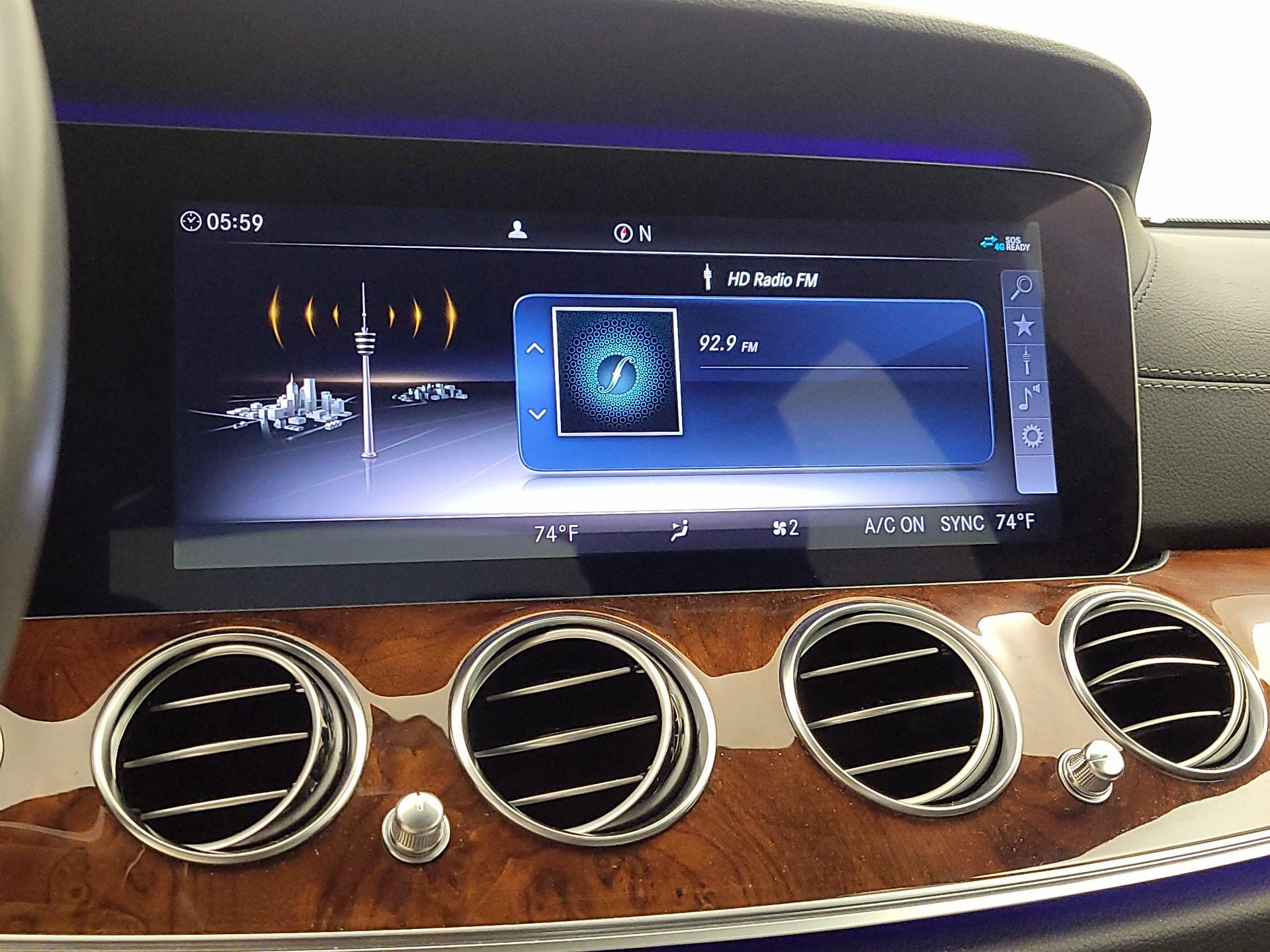 Thumbnail: 2019 Mercedes-Benz E-Class - 15