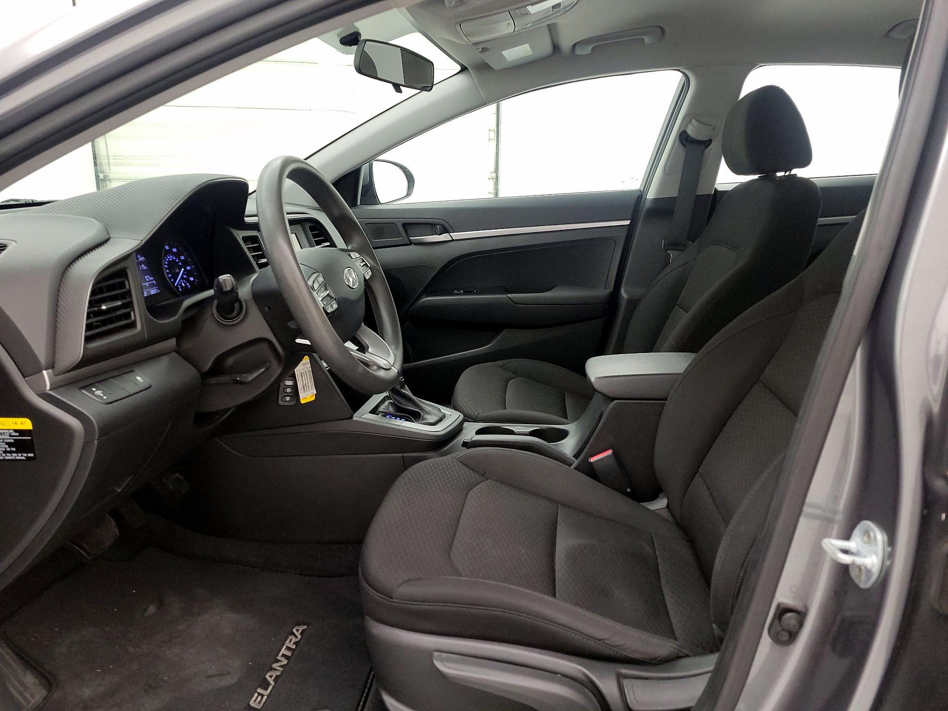 Thumbnail: 2019 Hyundai Elantra - 11