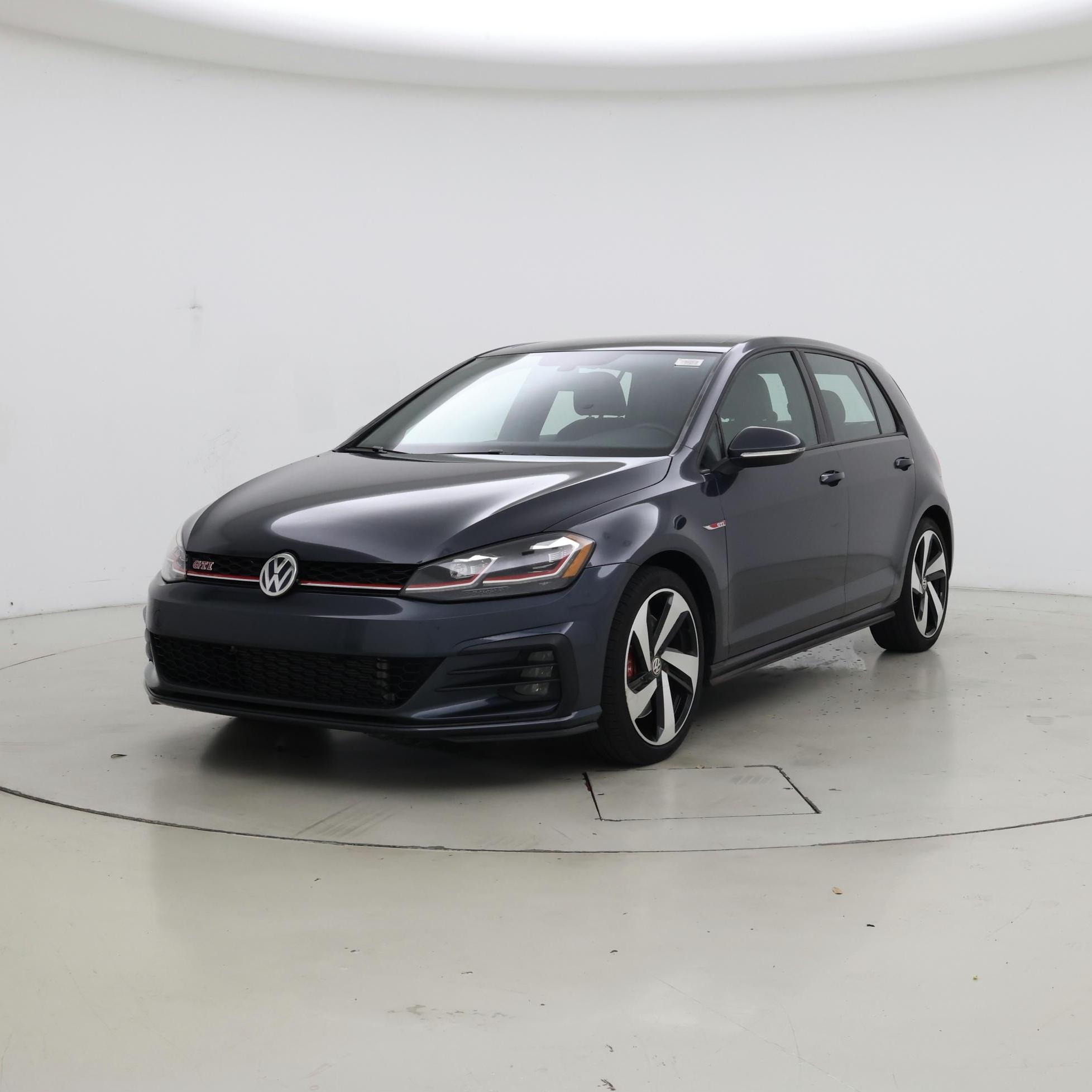 Thumbnail: 2020 Volkswagen Golf - 4
