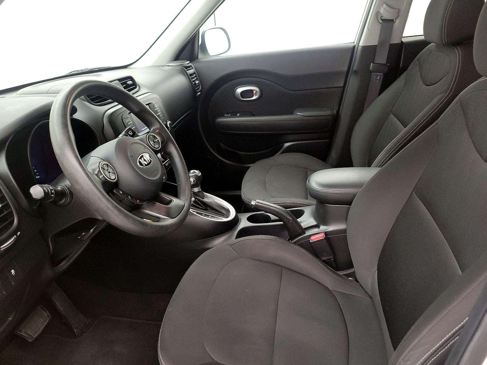 Thumbnail: 2018 Kia Soul - 11