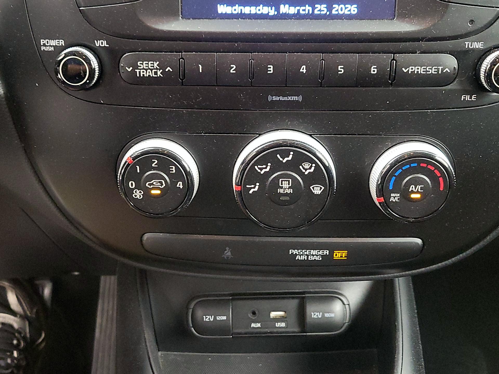 Thumbnail: 2018 Kia Soul - 15