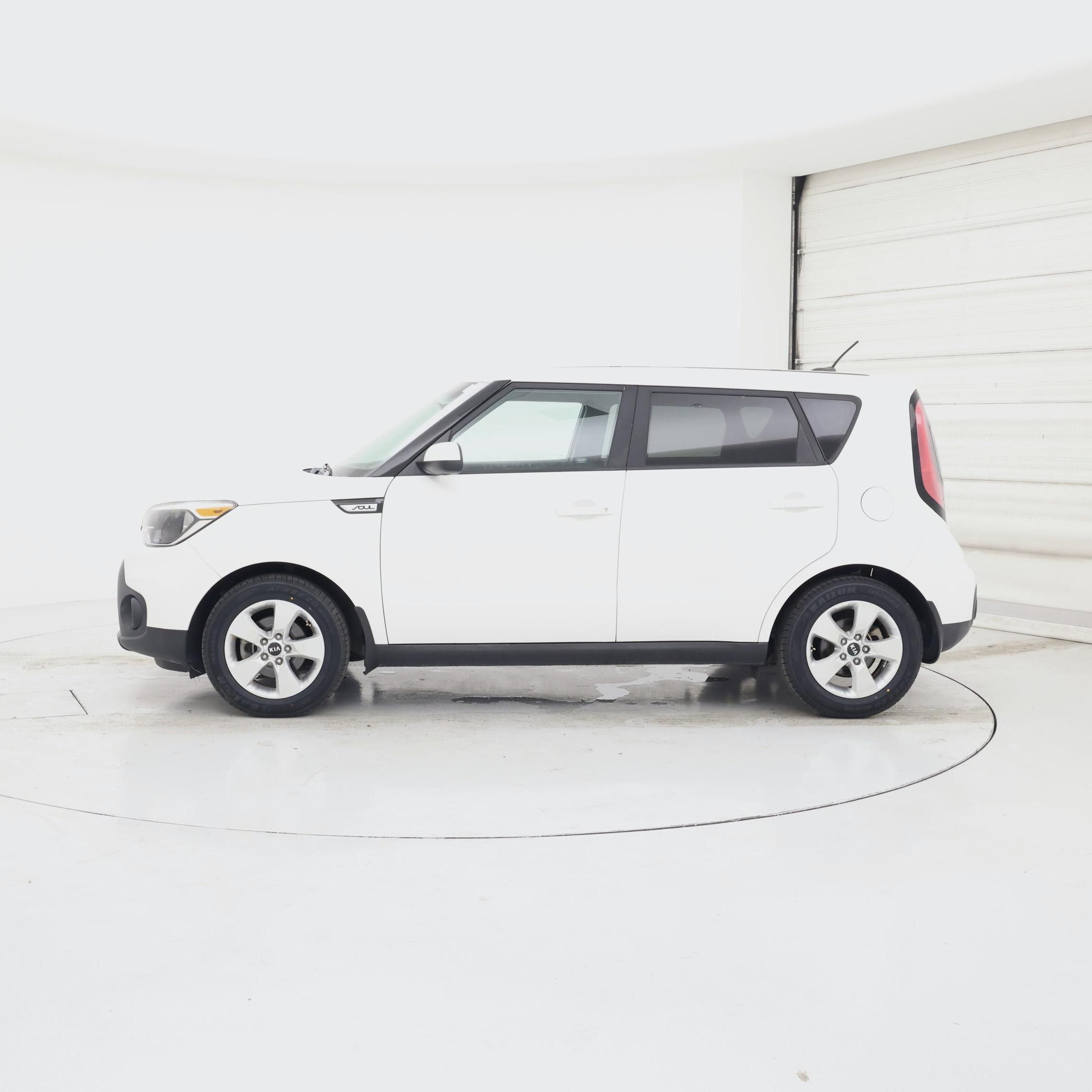 Thumbnail: 2018 Kia Soul - 3