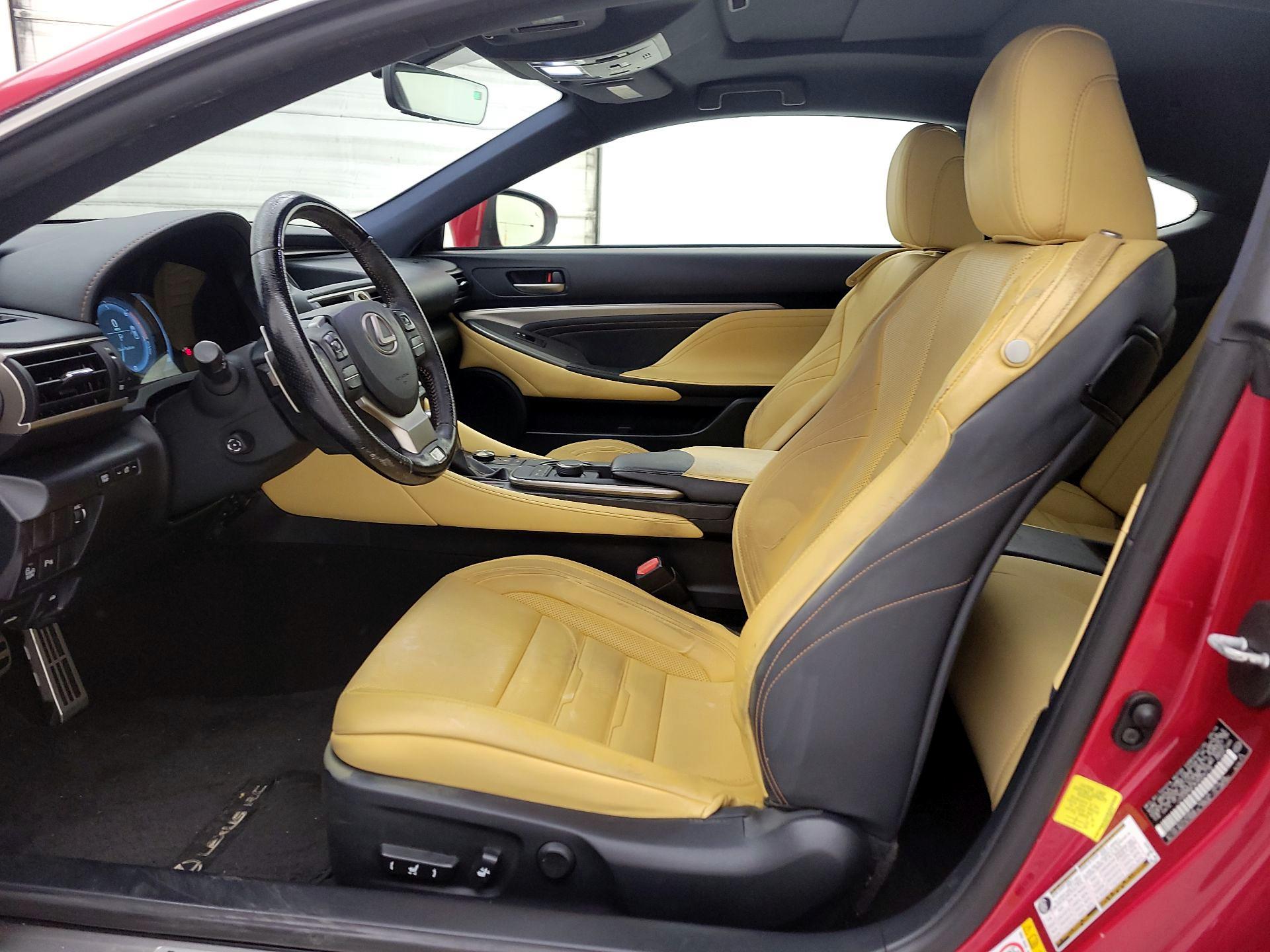 Thumbnail: 2017 Lexus RC - 11