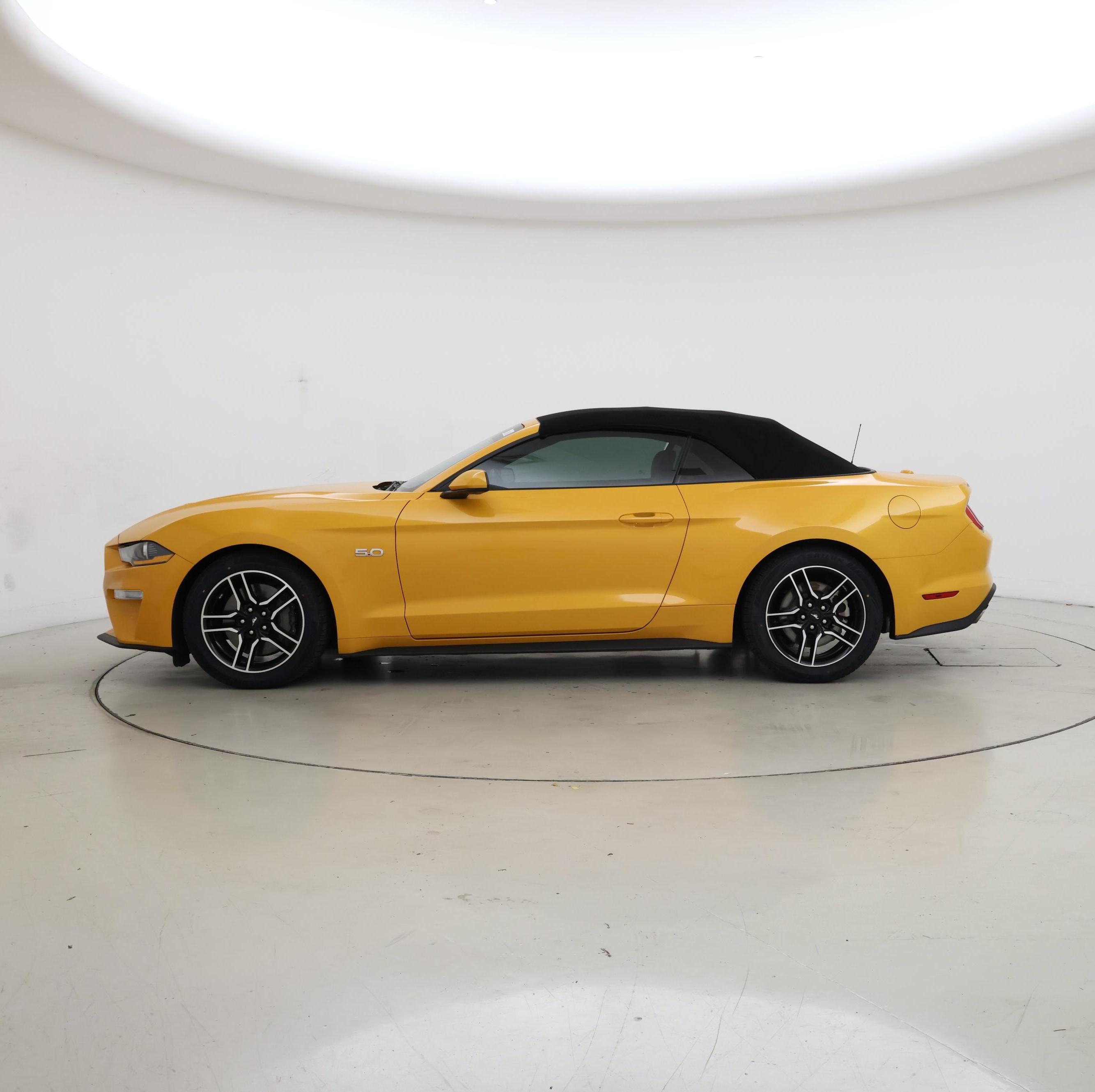 Thumbnail: 2022 Ford Mustang - 3