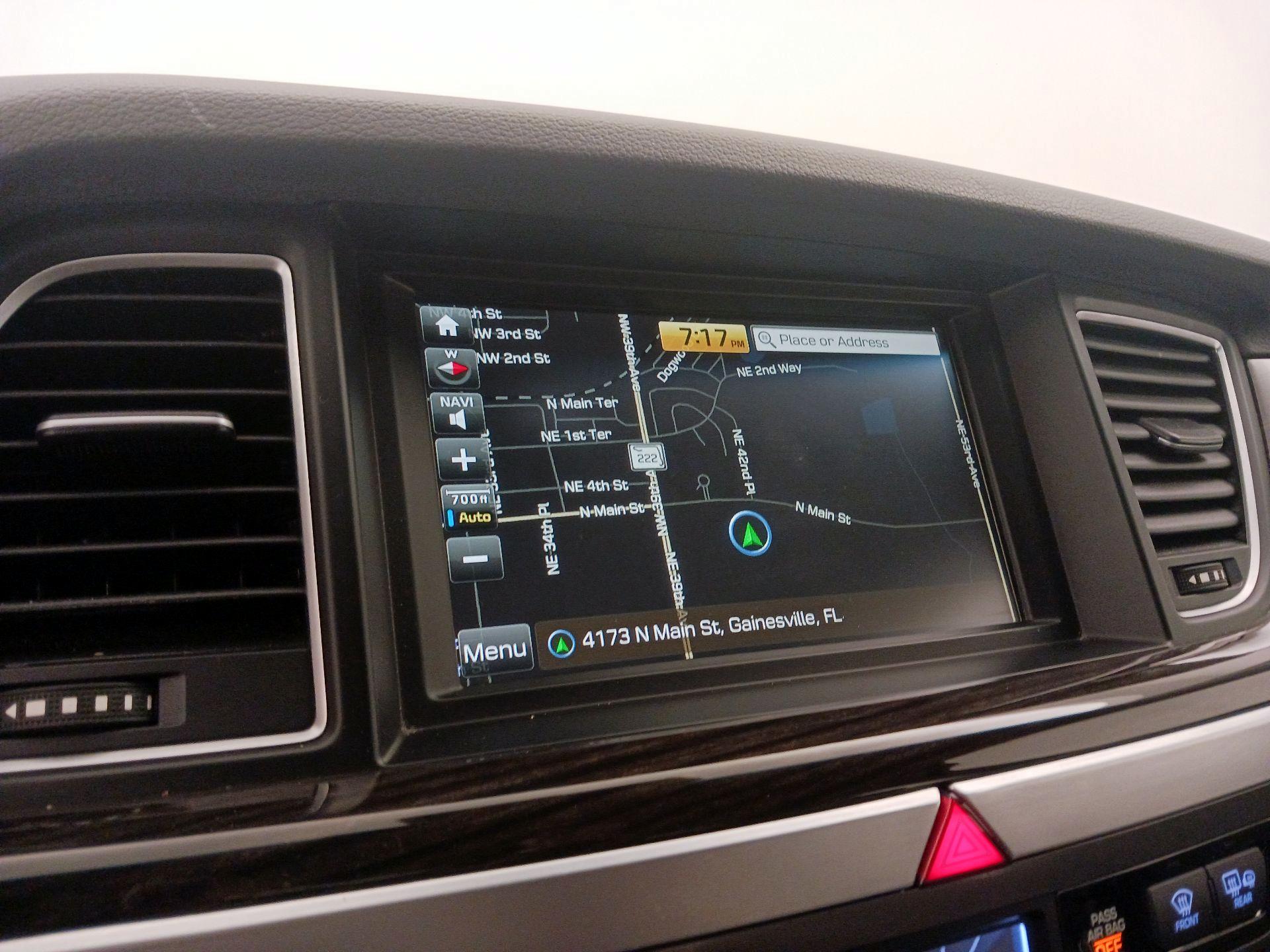 Thumbnail: 2017 Genesis G80 - 14