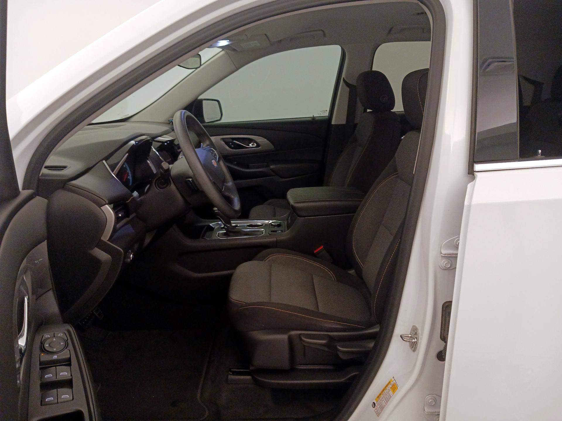 Thumbnail: 2020 Chevrolet Traverse - 11