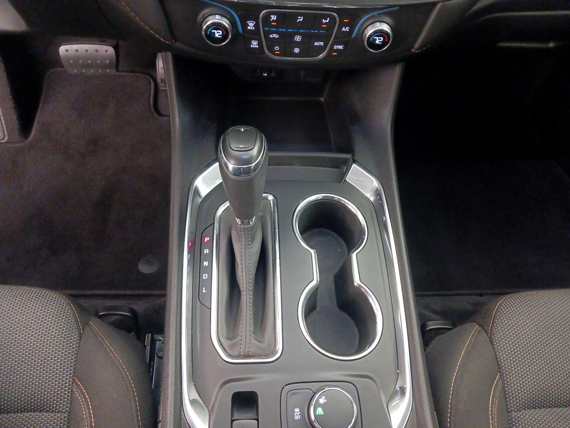 Thumbnail: 2020 Chevrolet Traverse - 17