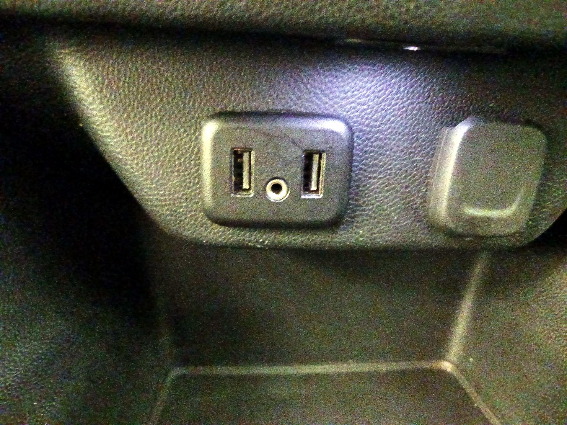 Thumbnail: 2020 Chevrolet Traverse - 18