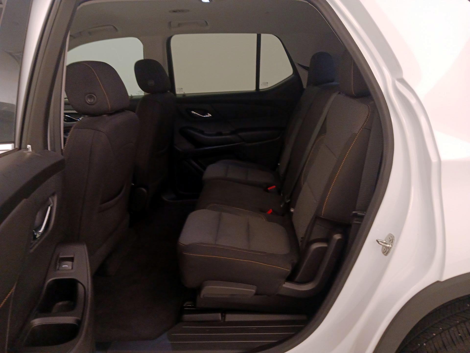 Thumbnail: 2020 Chevrolet Traverse - 19