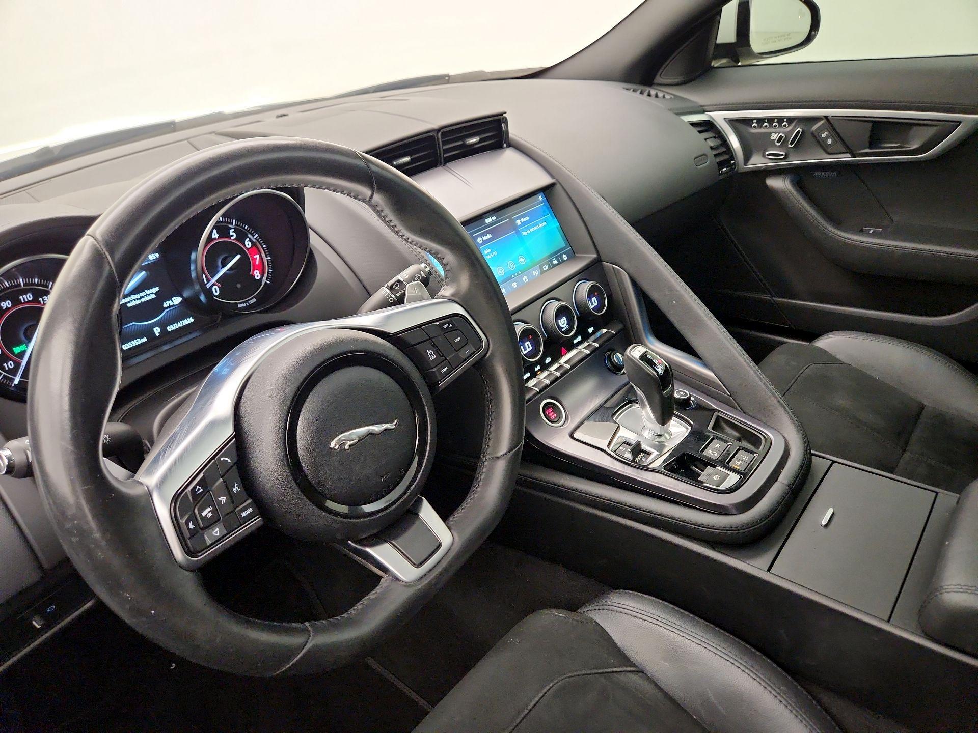 Thumbnail: 2020 Jaguar F-Type - 9