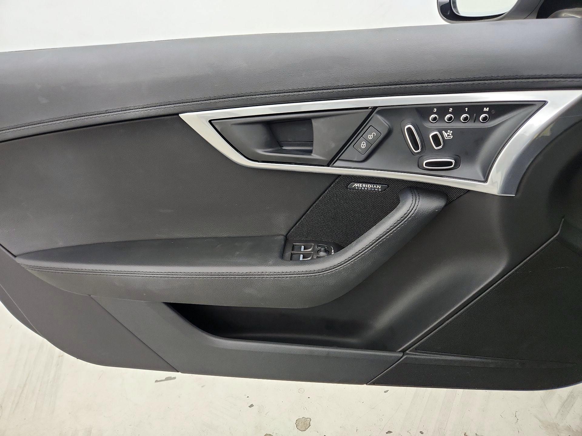 Thumbnail: 2020 Jaguar F-Type - 12