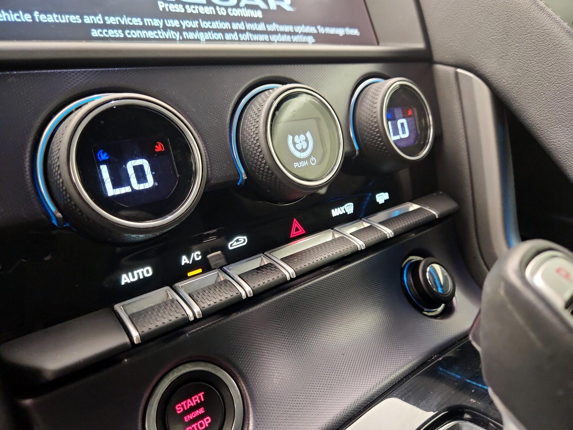 Thumbnail: 2020 Jaguar F-Type - 16