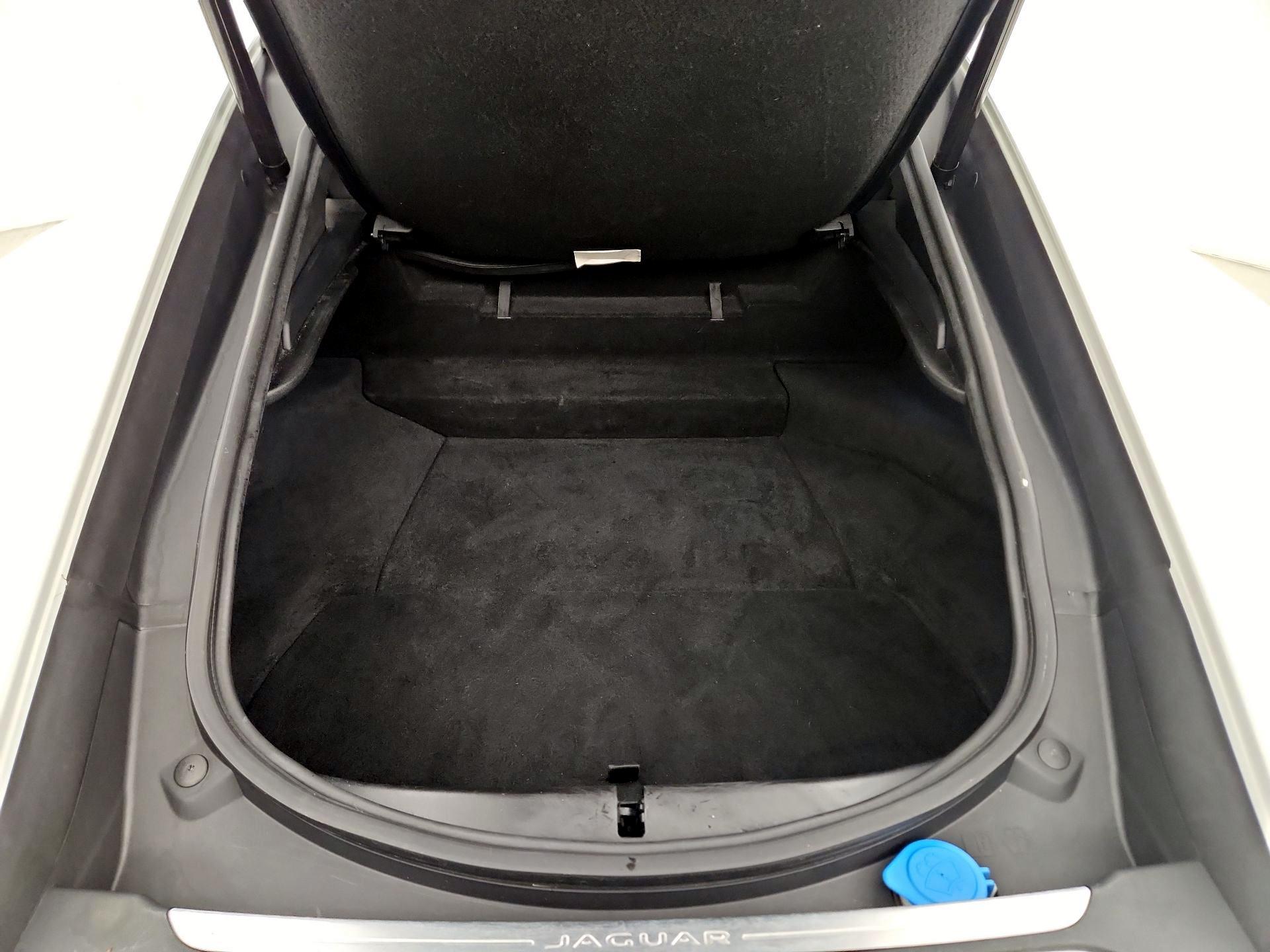 Thumbnail: 2020 Jaguar F-Type - 19