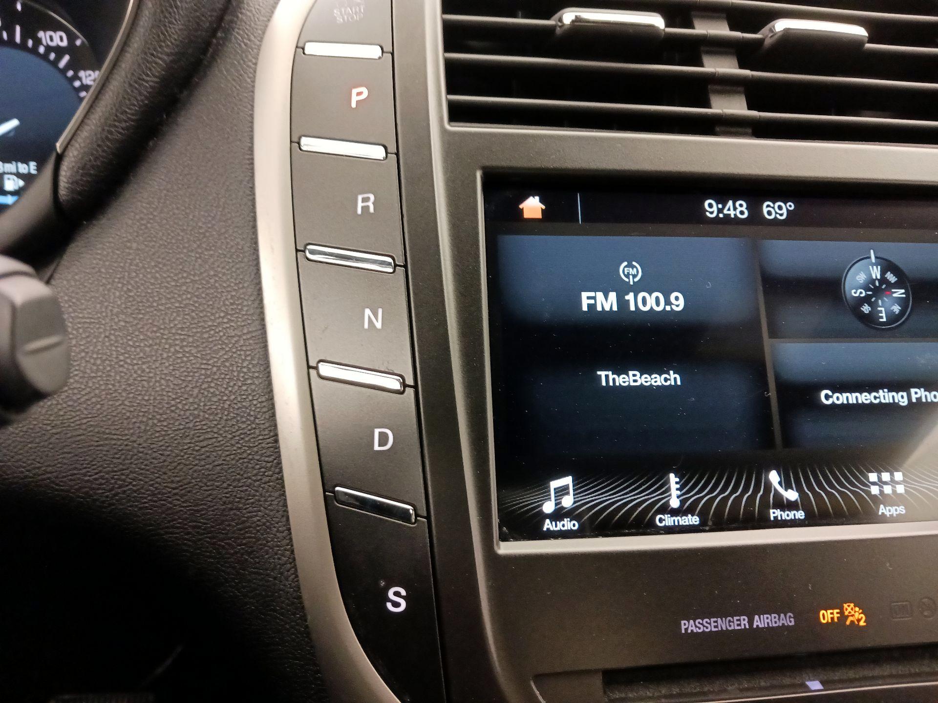 Thumbnail: 2017 Lincoln MKC - 17