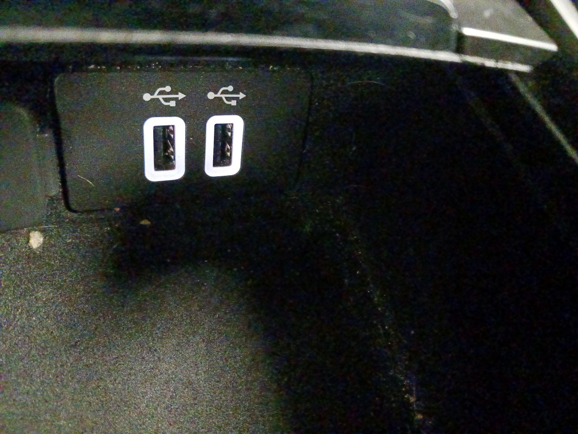 Thumbnail: 2017 Lincoln MKC - 18